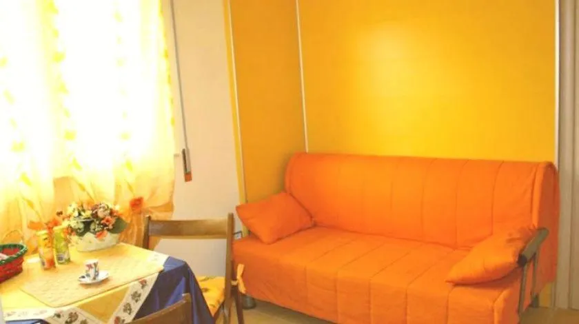 Seating area in B&B La Villetta Gela