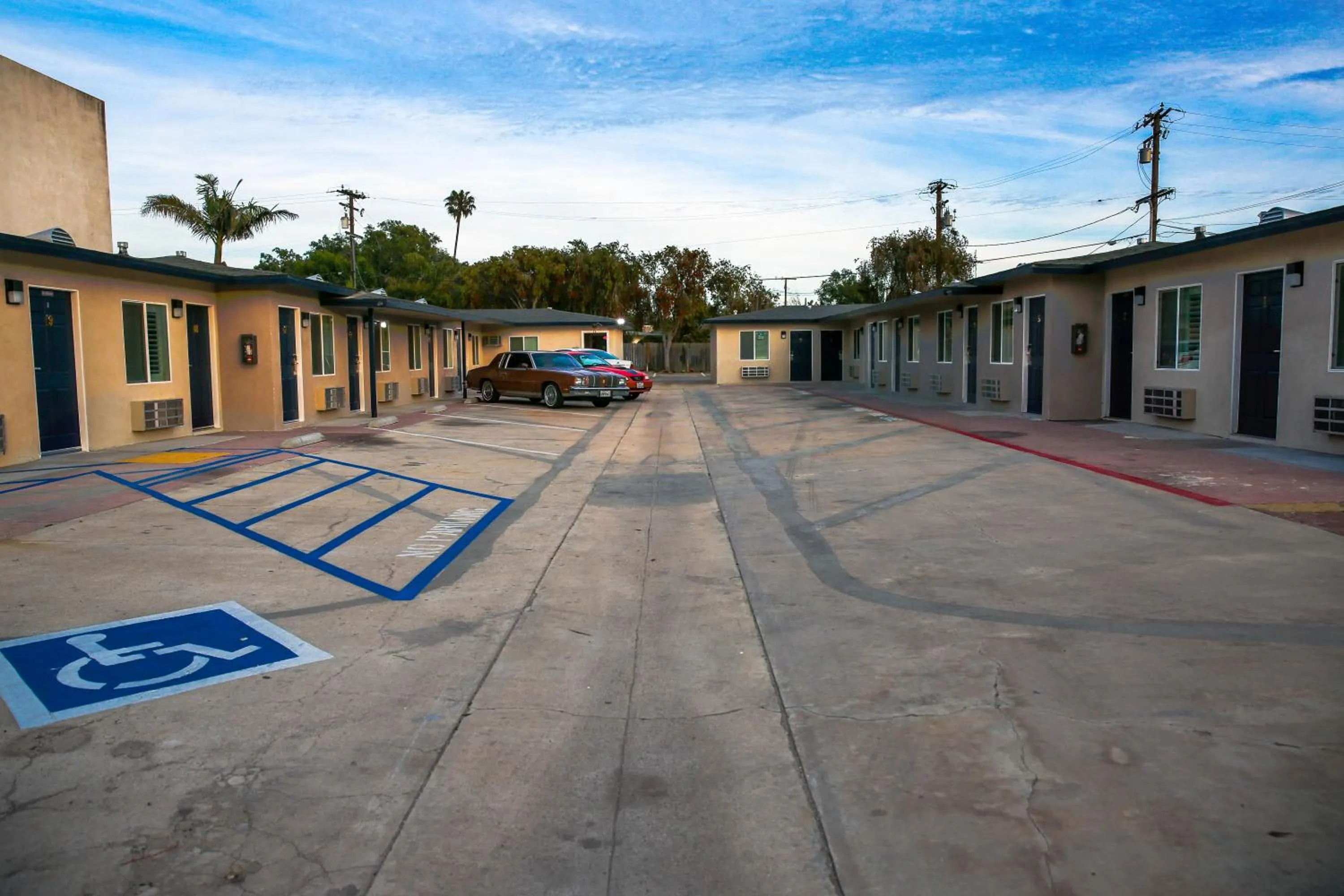 Property building in Newport Bay Inn