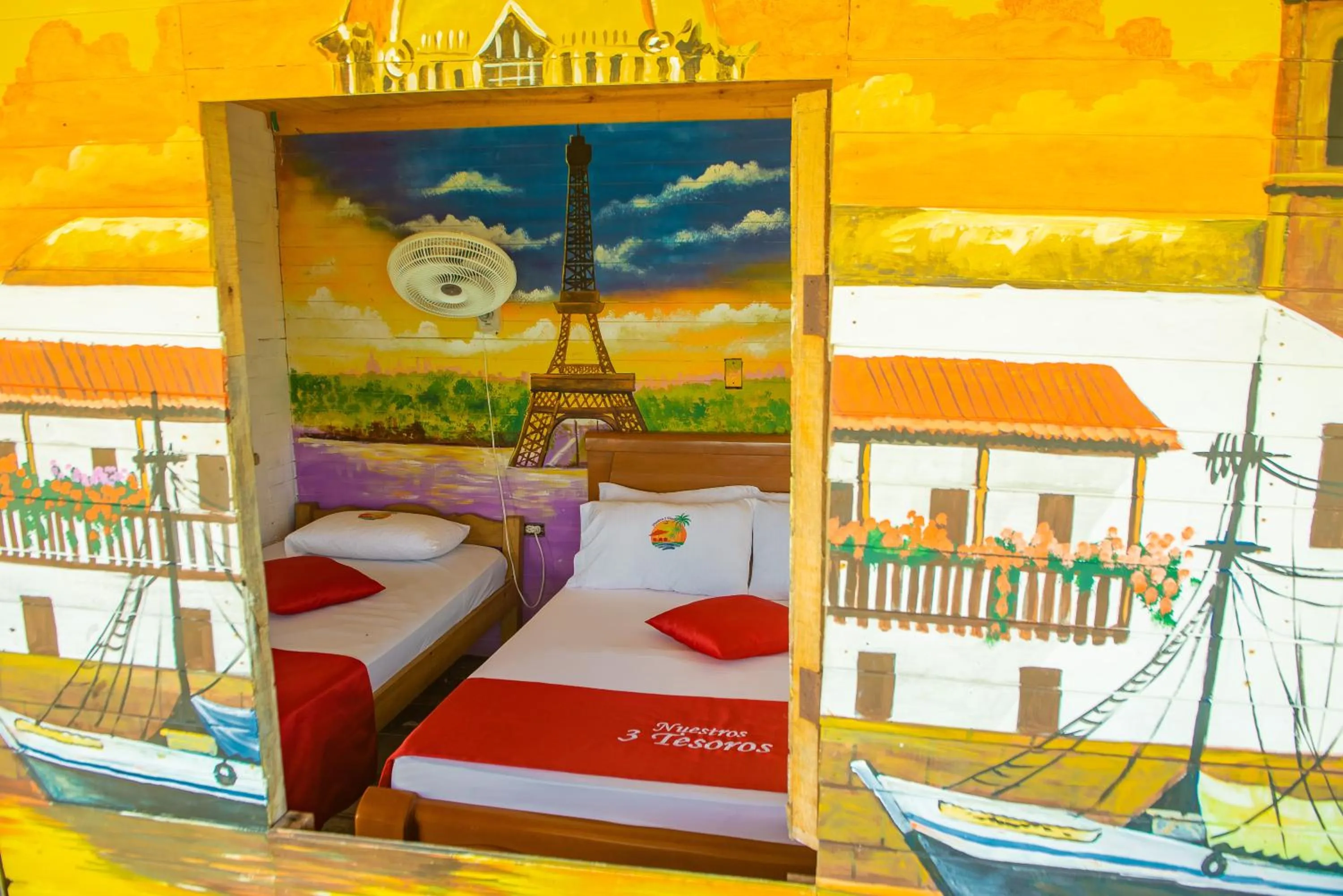 Bed in Nuestros Tres Tesoros II