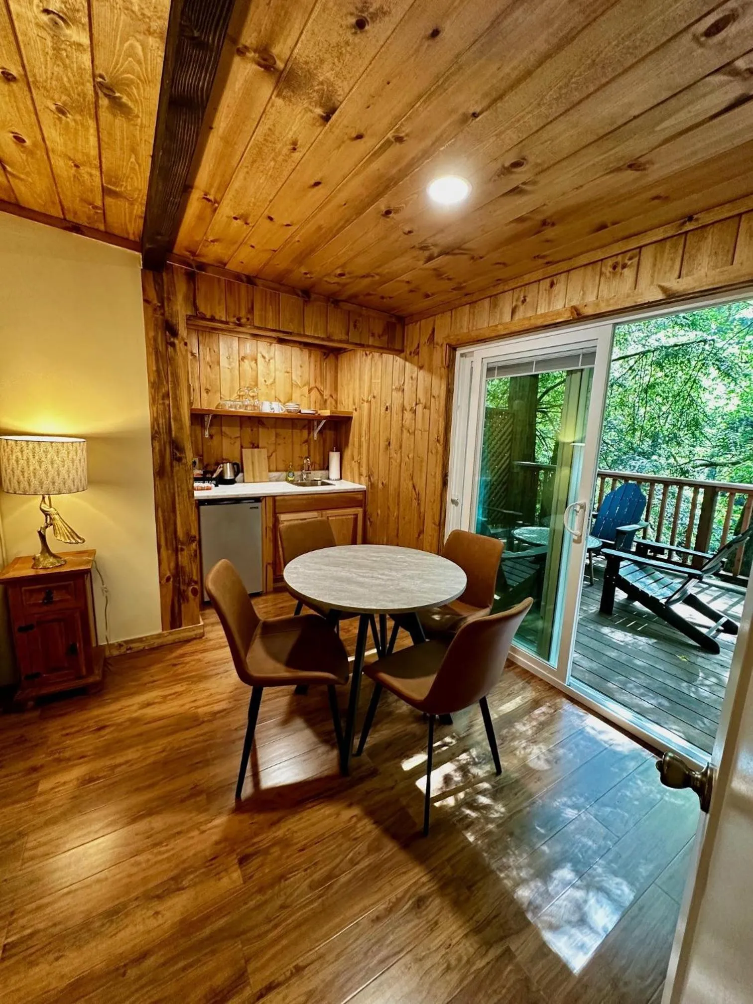 Dining area in Fernwood Resort