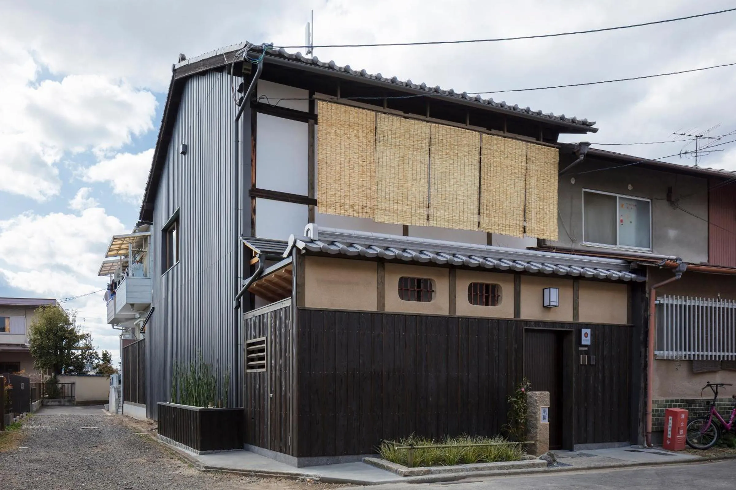 Facade/entrance in Yoitsubaki Machiya House