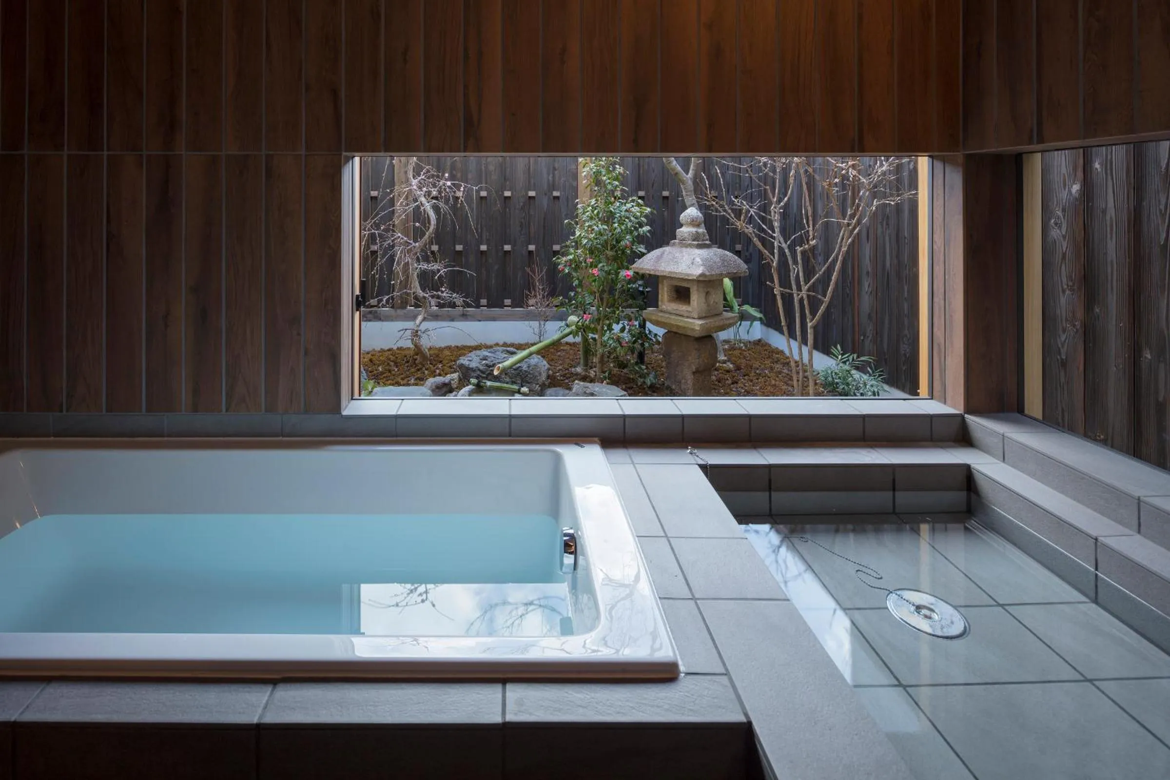 Bathroom in Yoitsubaki Machiya House