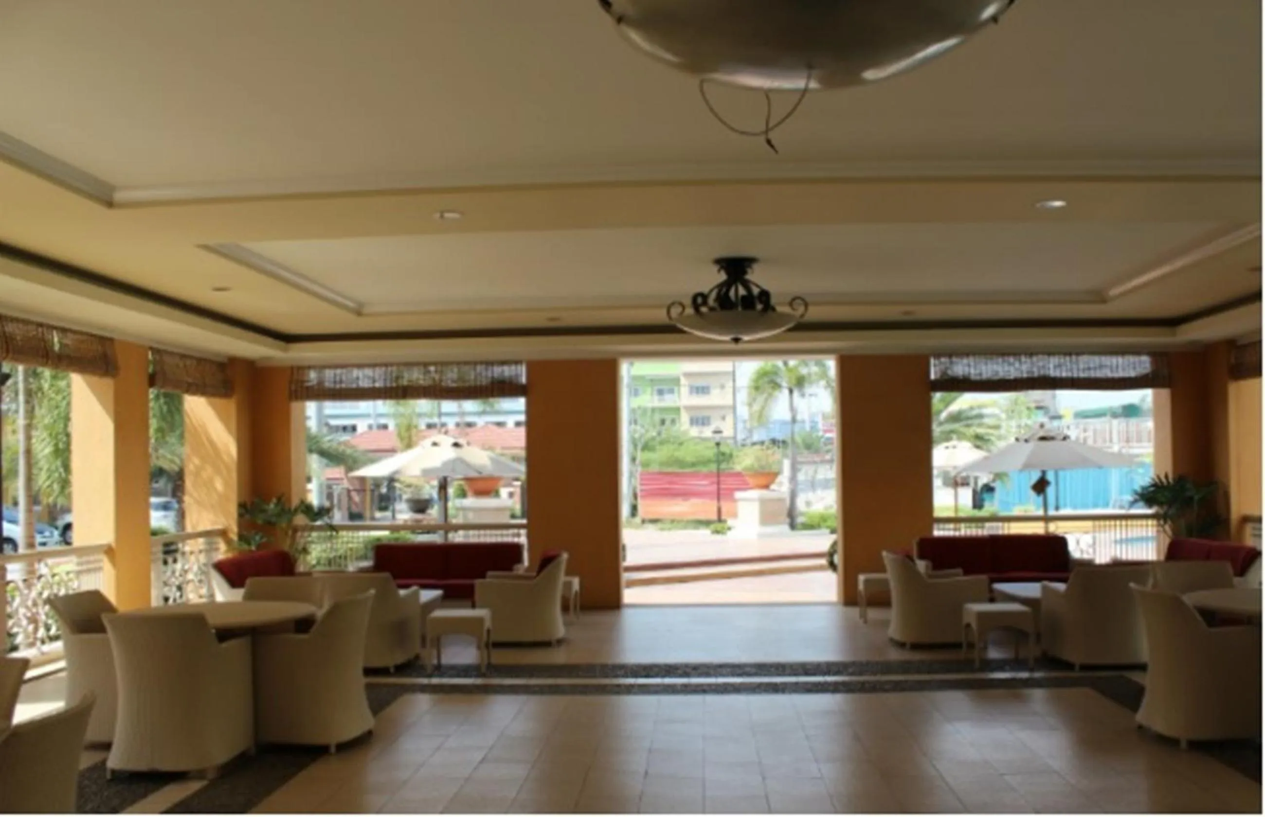 Banquet/Function facilities in 2 BR Sorrento Oasis