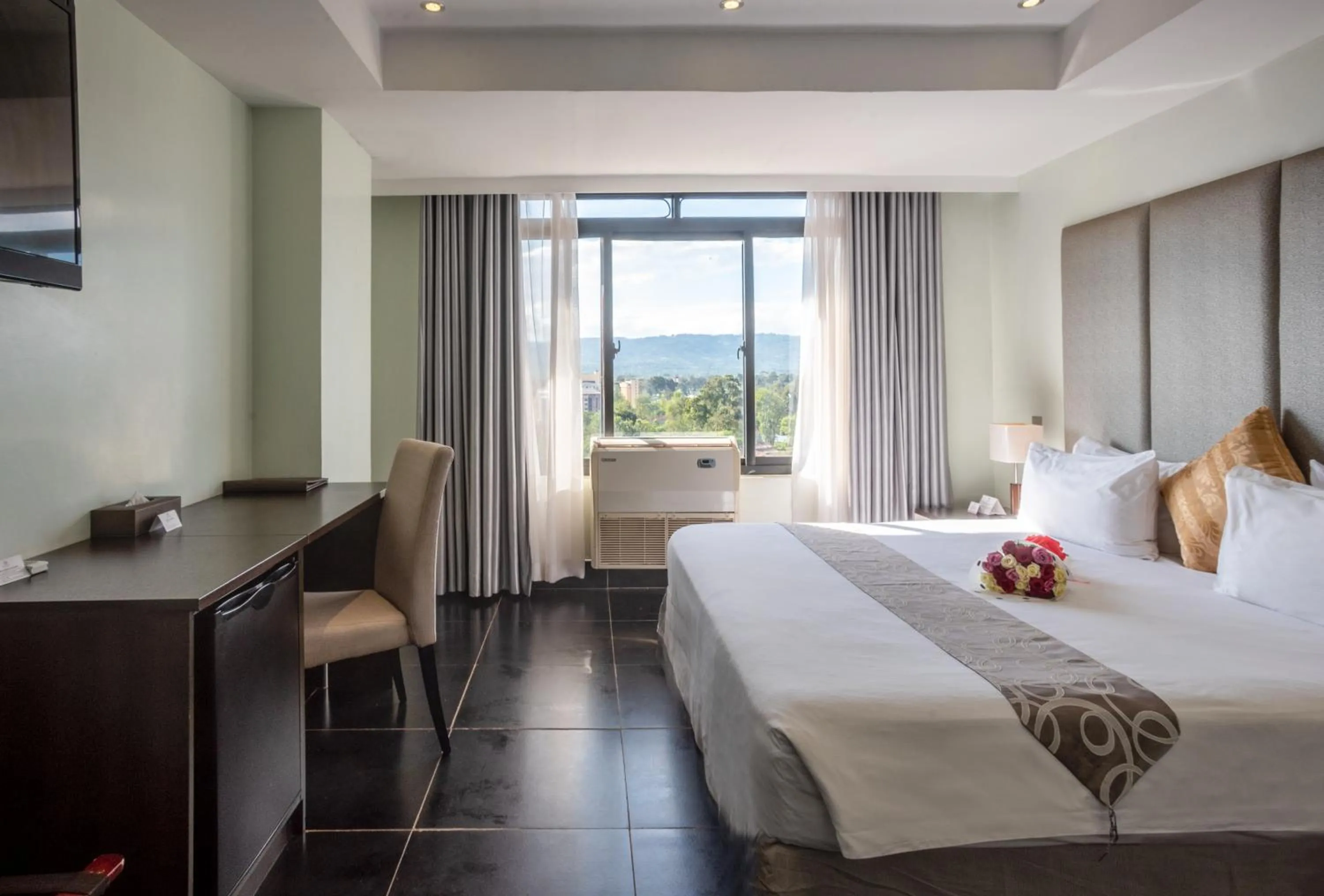 Property building, Bed in Gelian Hotel