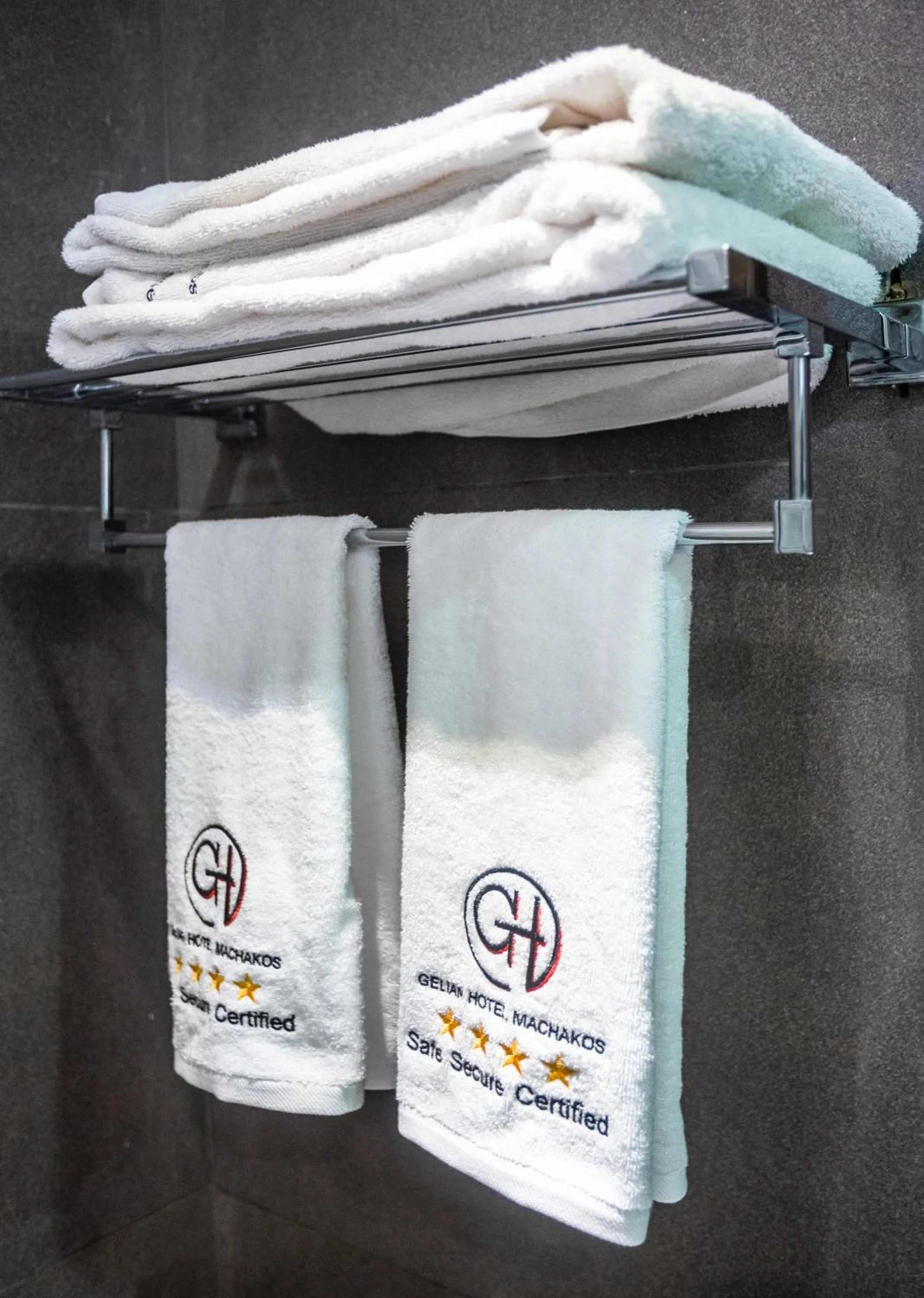 Bathroom in Gelian Hotel