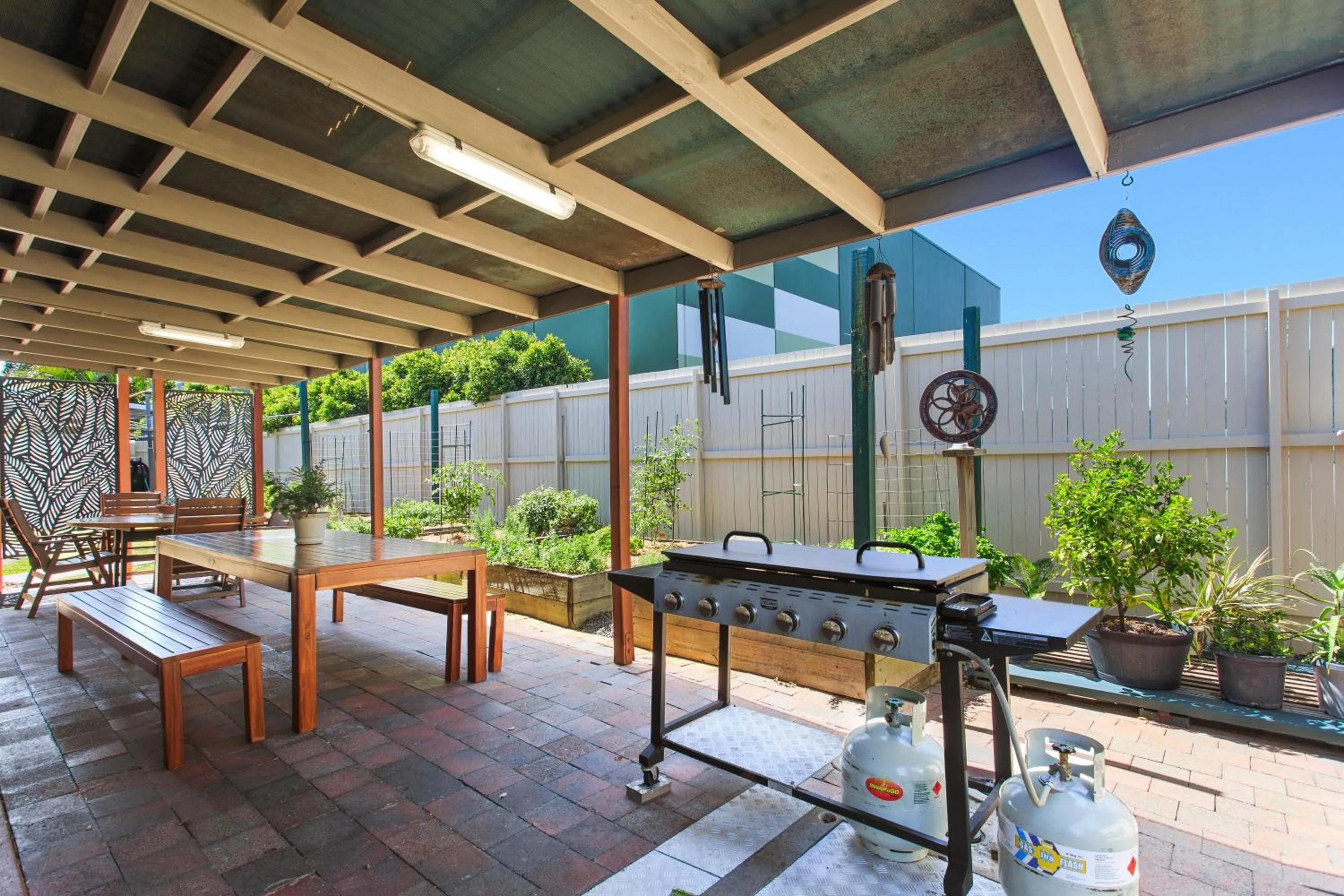 BBQ facilities in 17 North Street Budget Accommodation