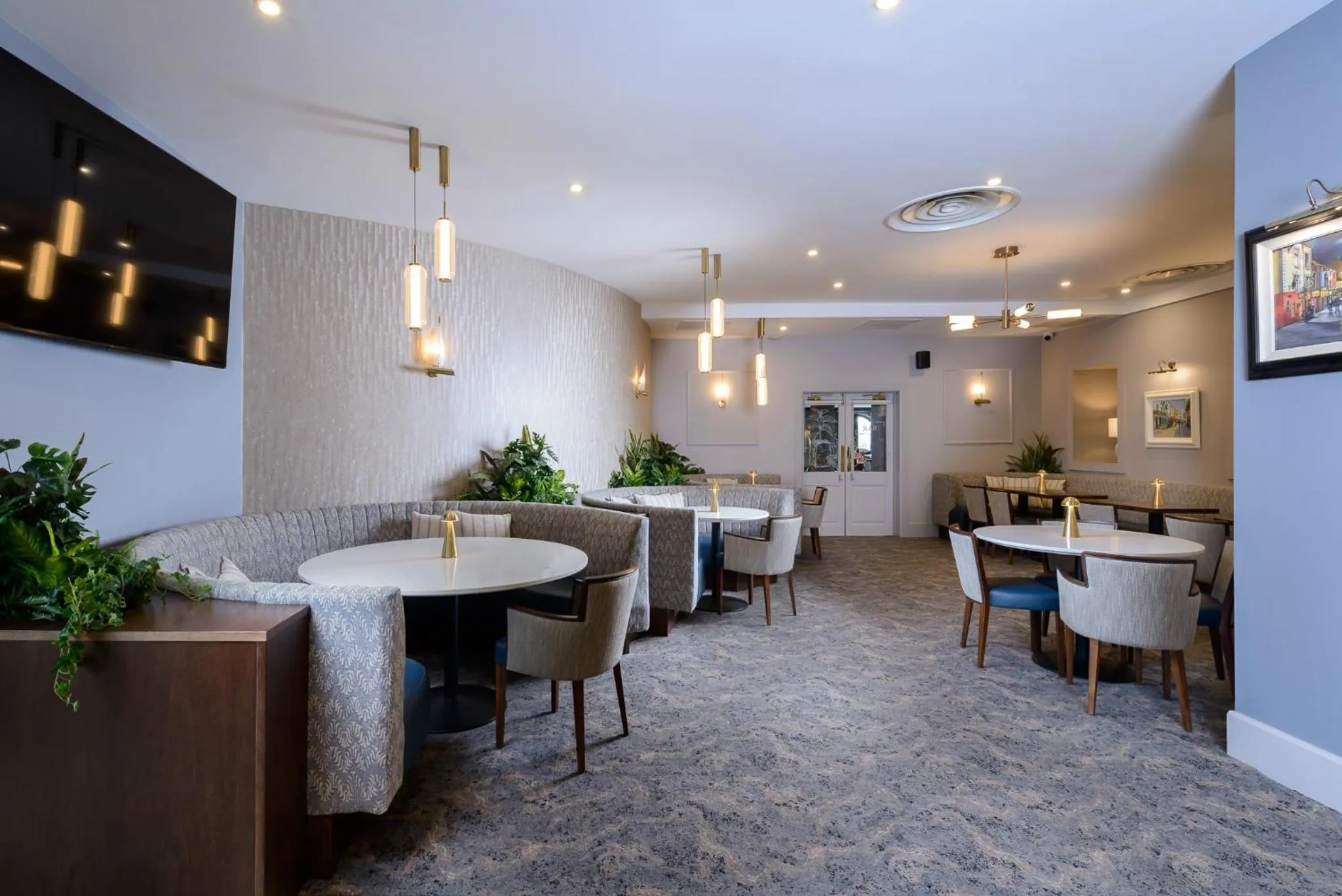 Restaurant/places to eat in Clybaun Hotel