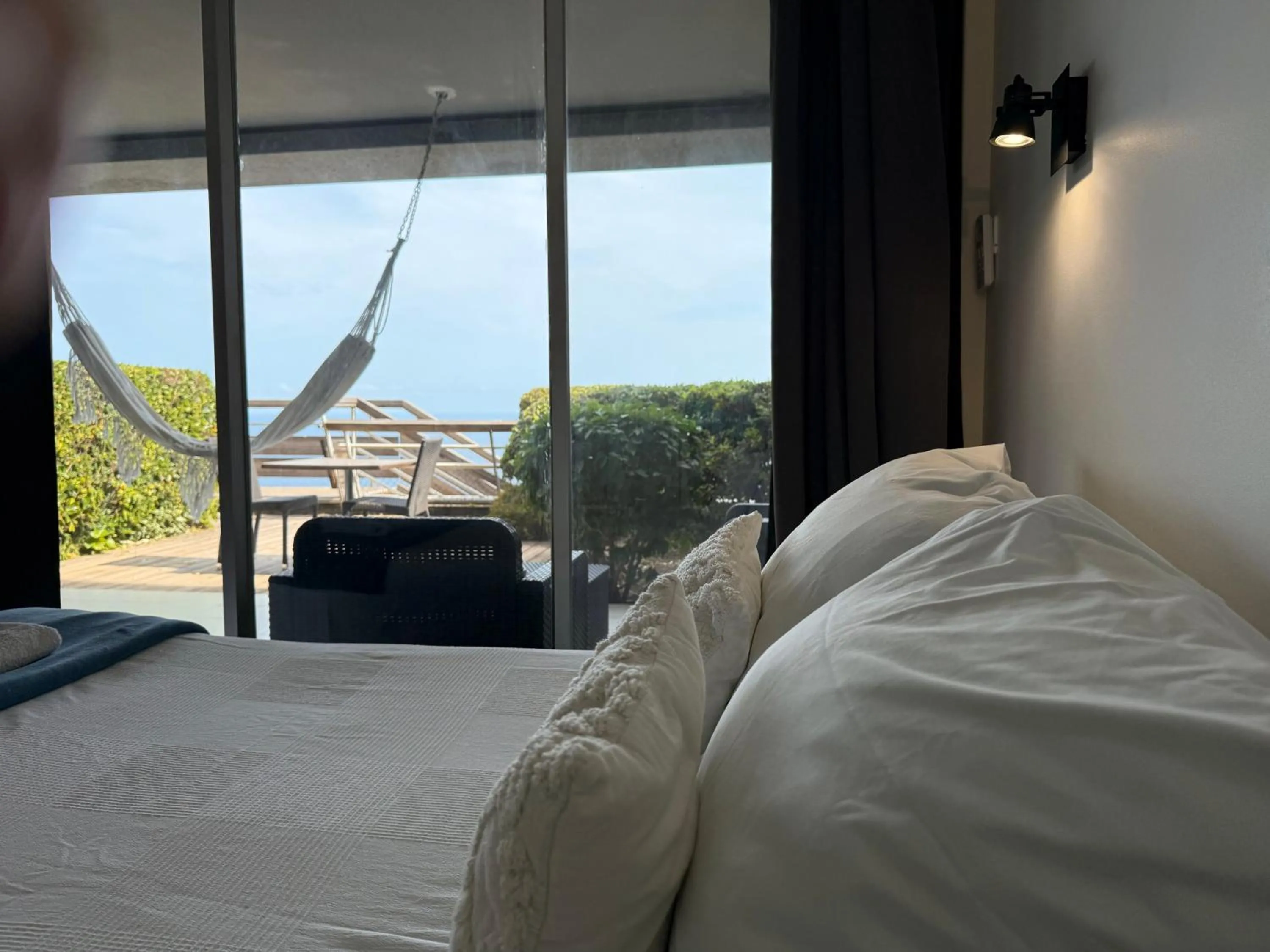 Bed in Sunny Home Costa Plana-Monaco -Cap D'Ail
