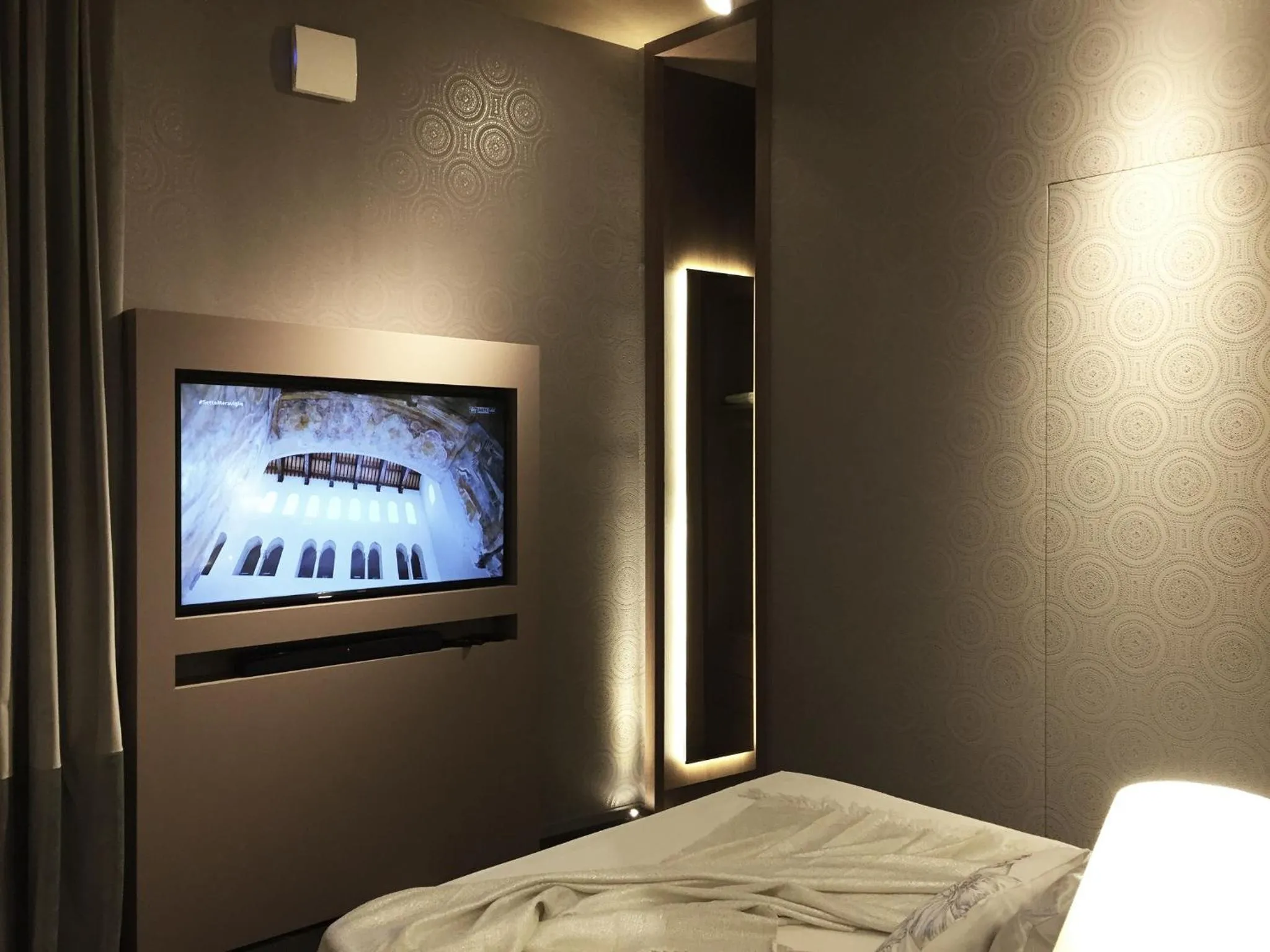 Bedroom, Bed in Private Luxury Suites