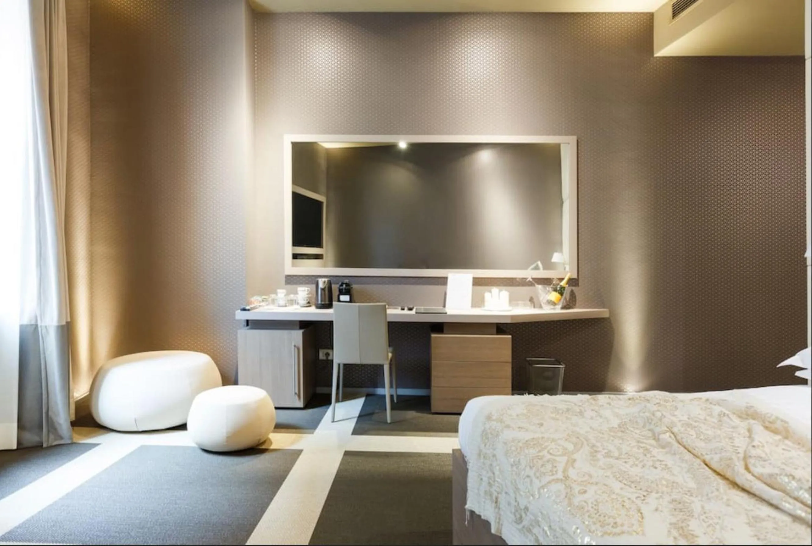 Bedroom, Bed in Private Luxury Suites