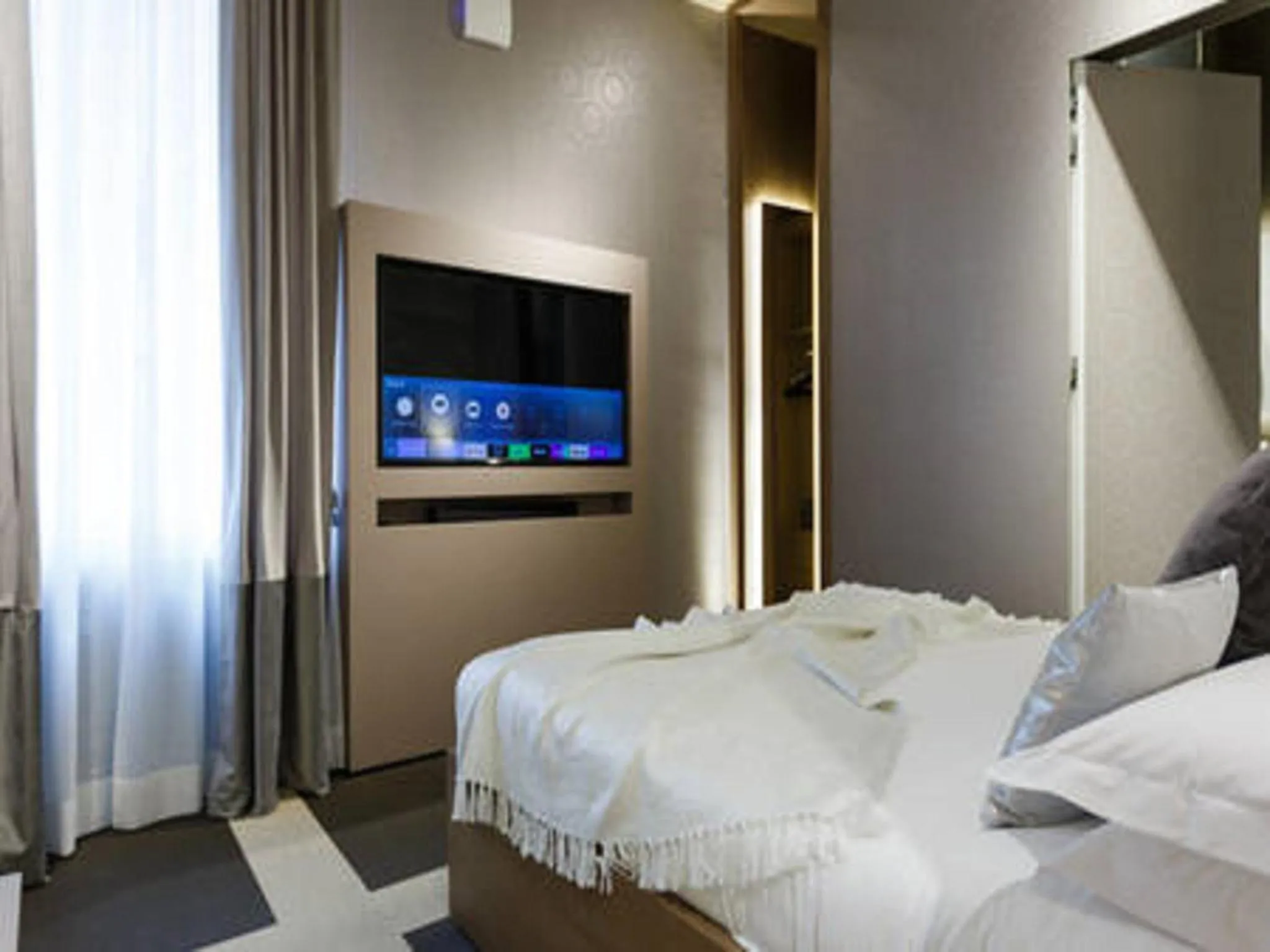 Bed in Private Luxury Suites