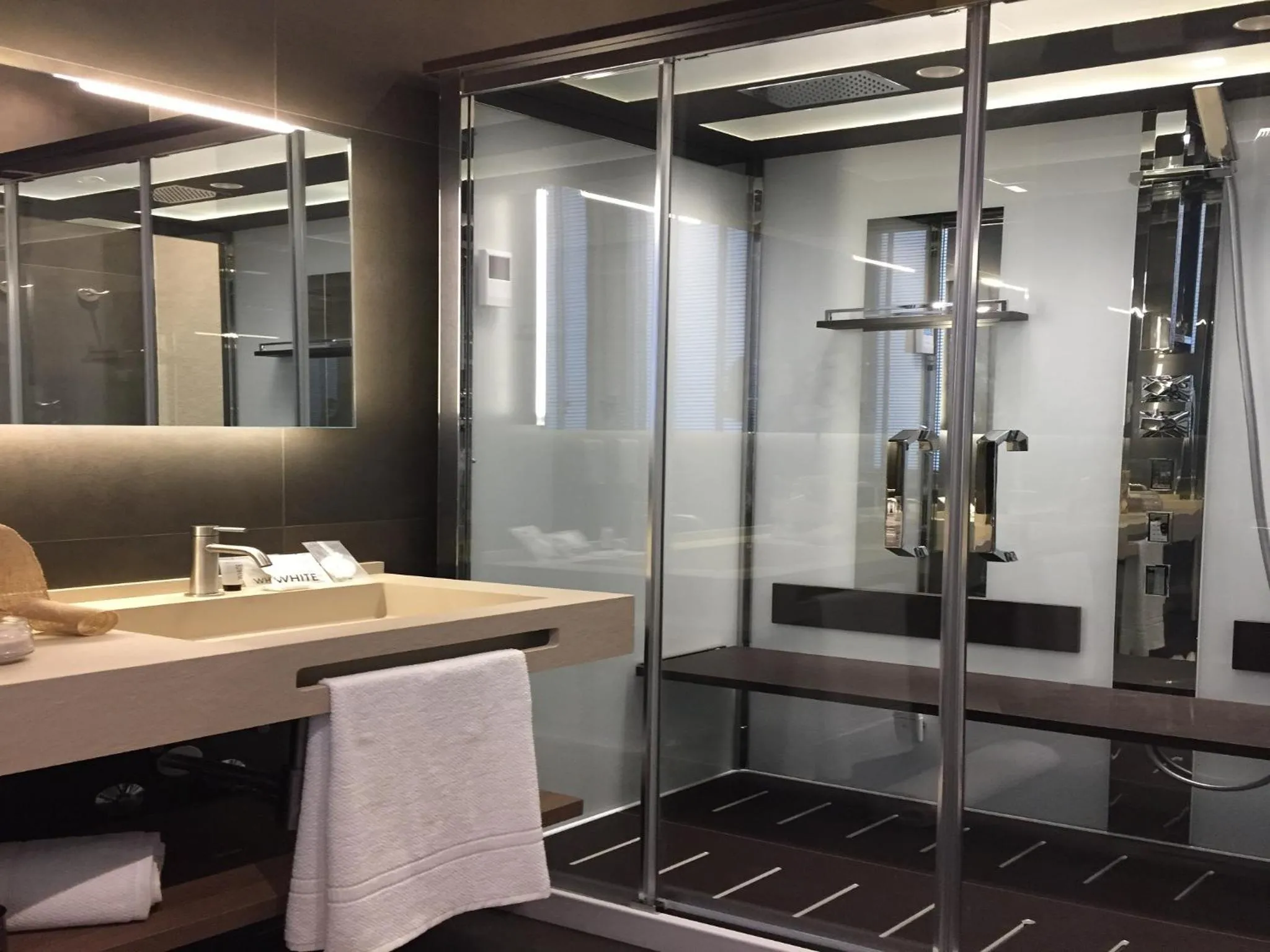 Bathroom in Private Luxury Suites