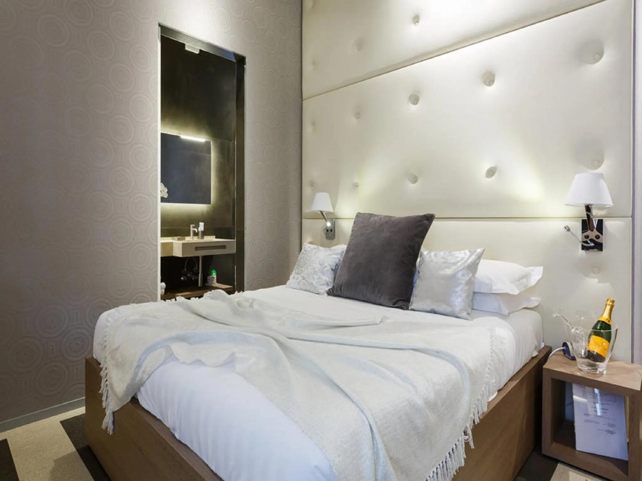 Bed in Private Luxury Suites