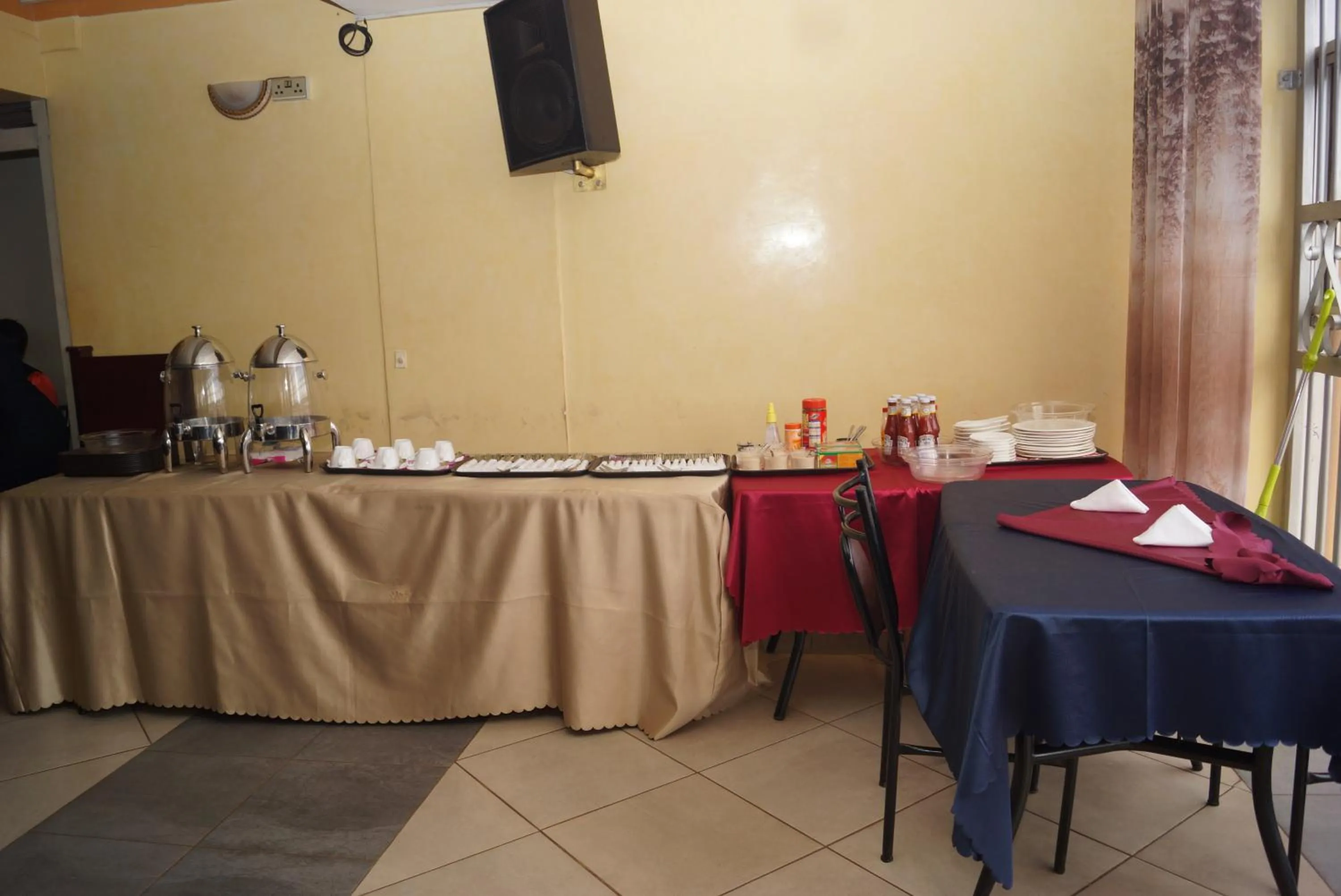 Continental breakfast in Diamonds Hotel Kampala