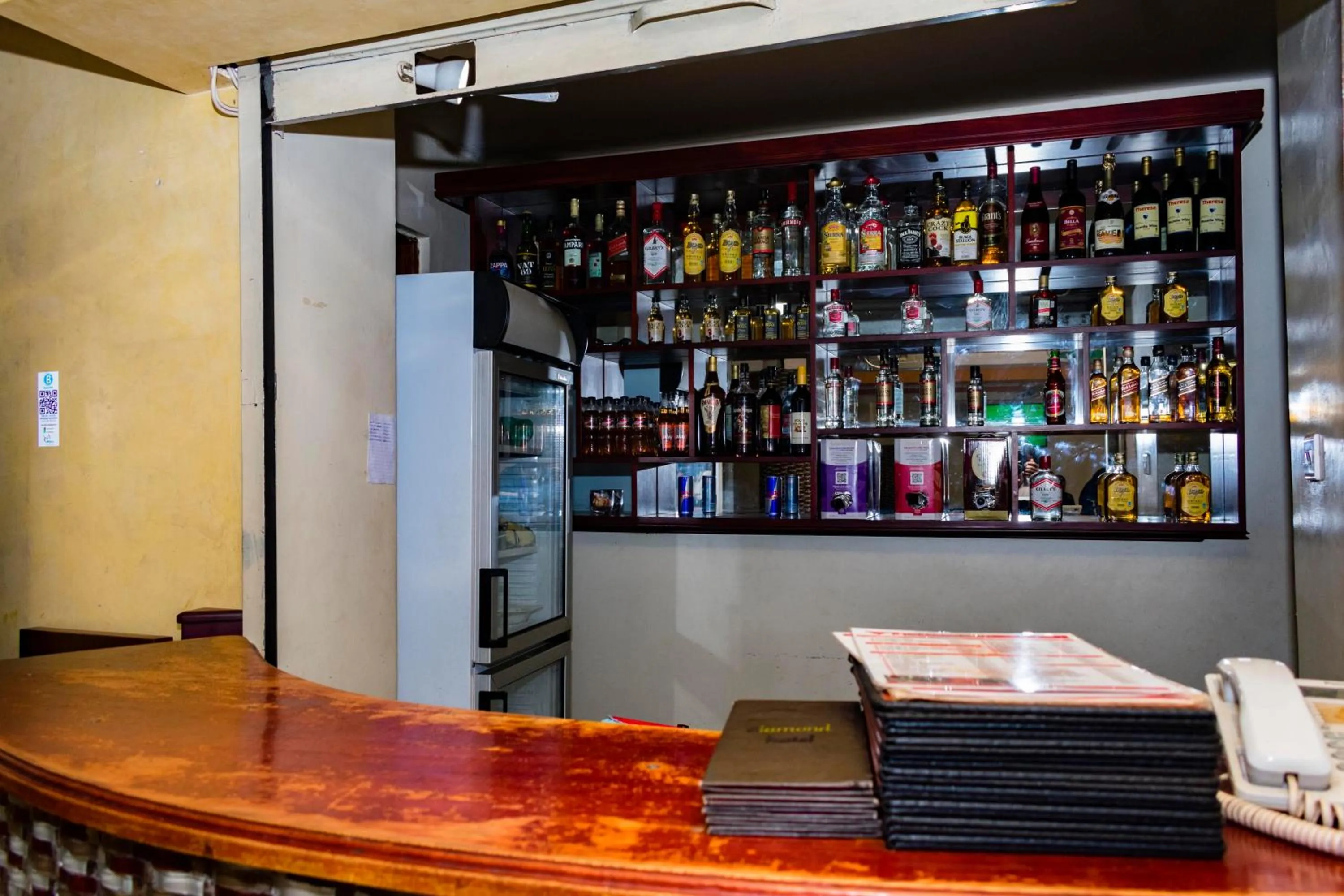 Lounge or bar in Diamonds Hotel Kampala