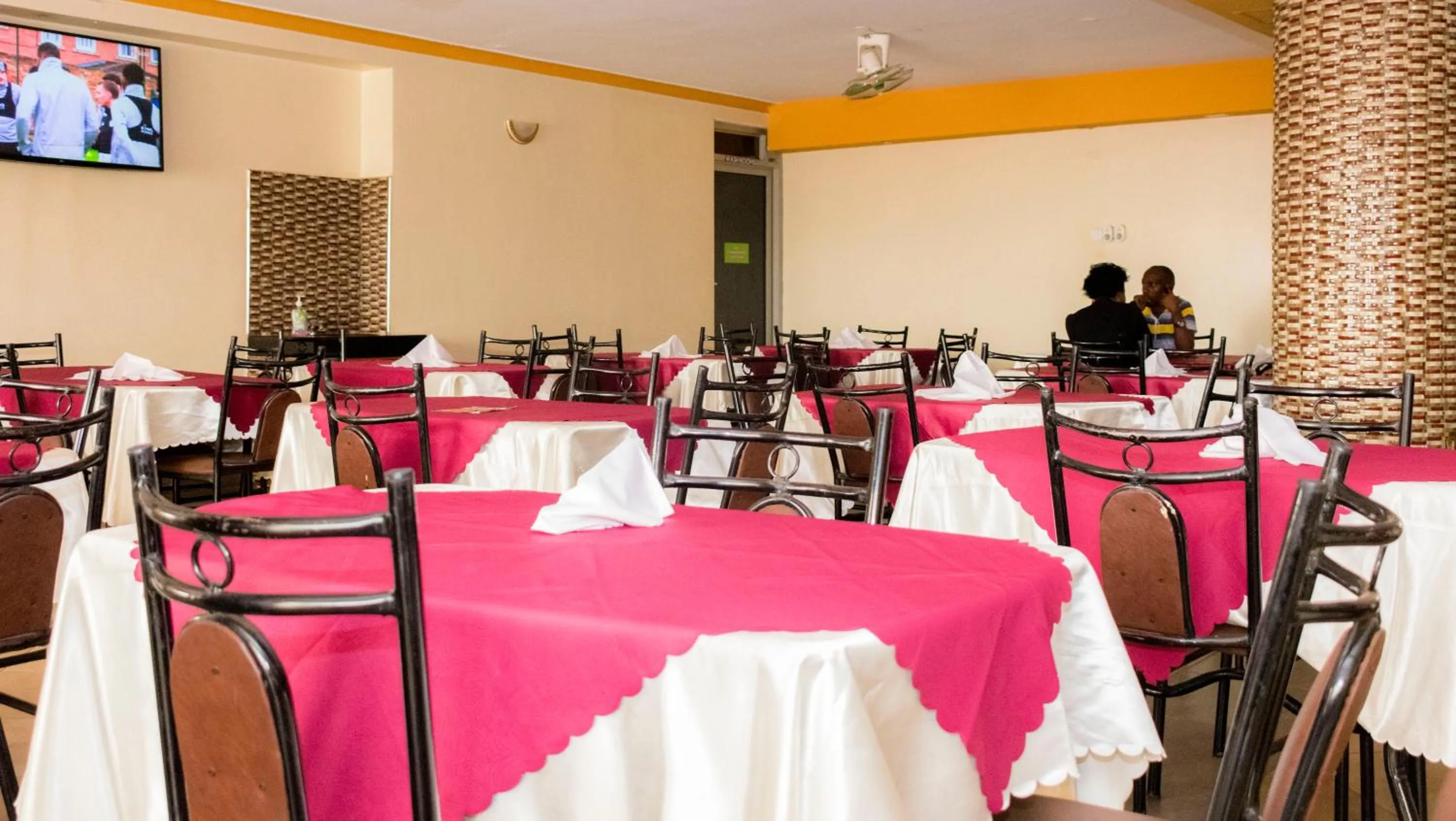 Restaurant/places to eat in Diamonds Hotel Kampala