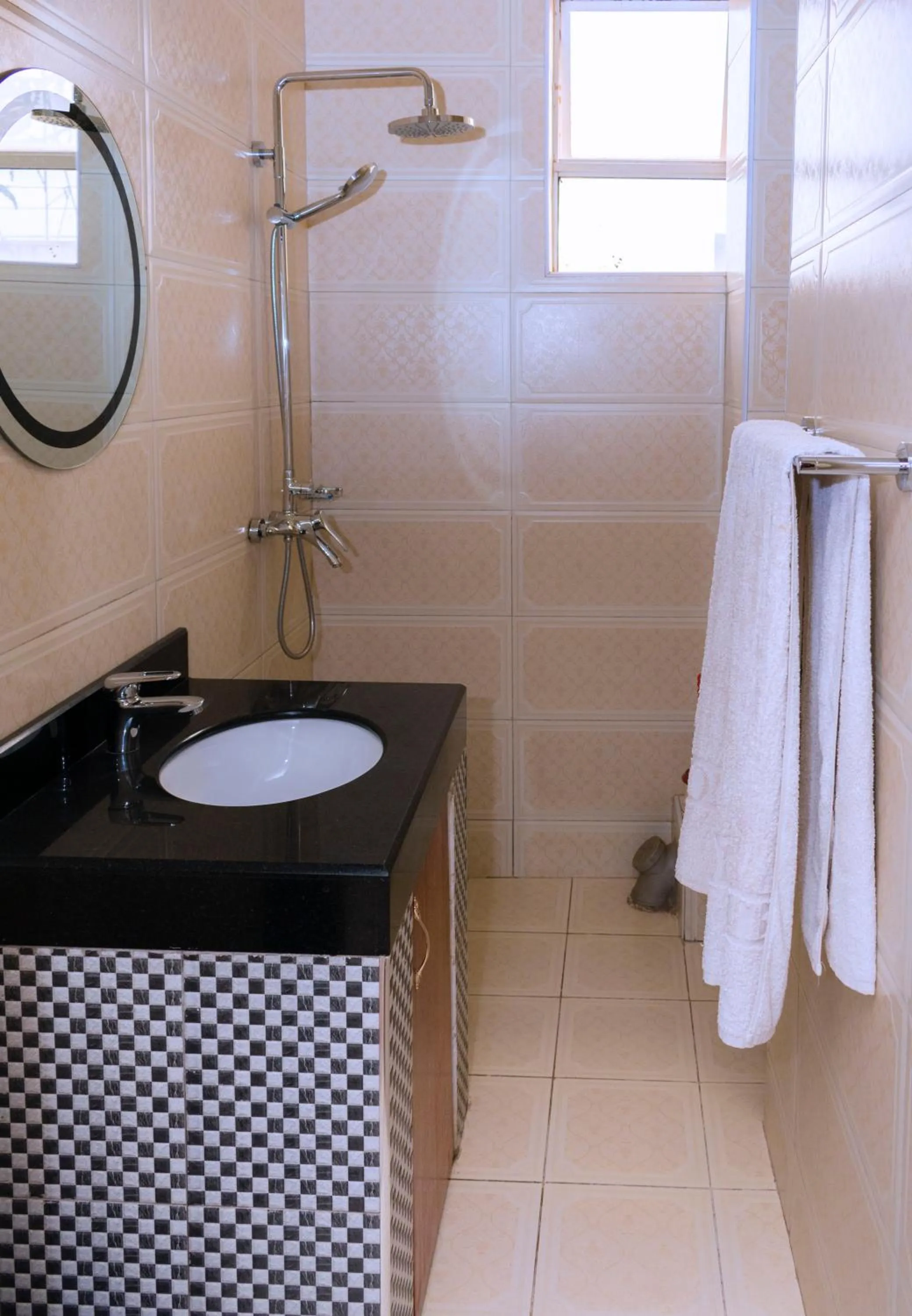 Shower in Diamonds Hotel Kampala