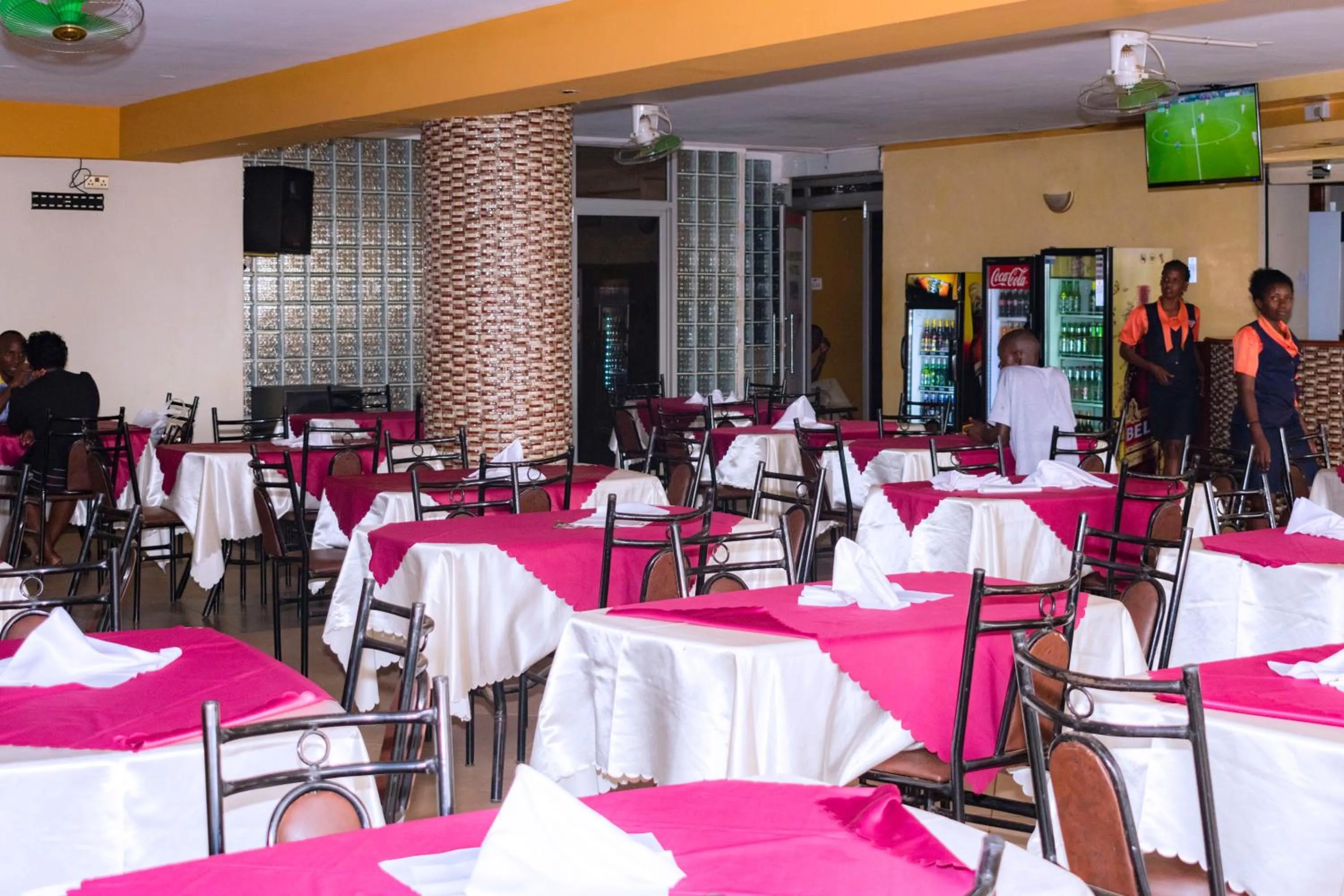 Restaurant/places to eat in Diamonds Hotel Kampala