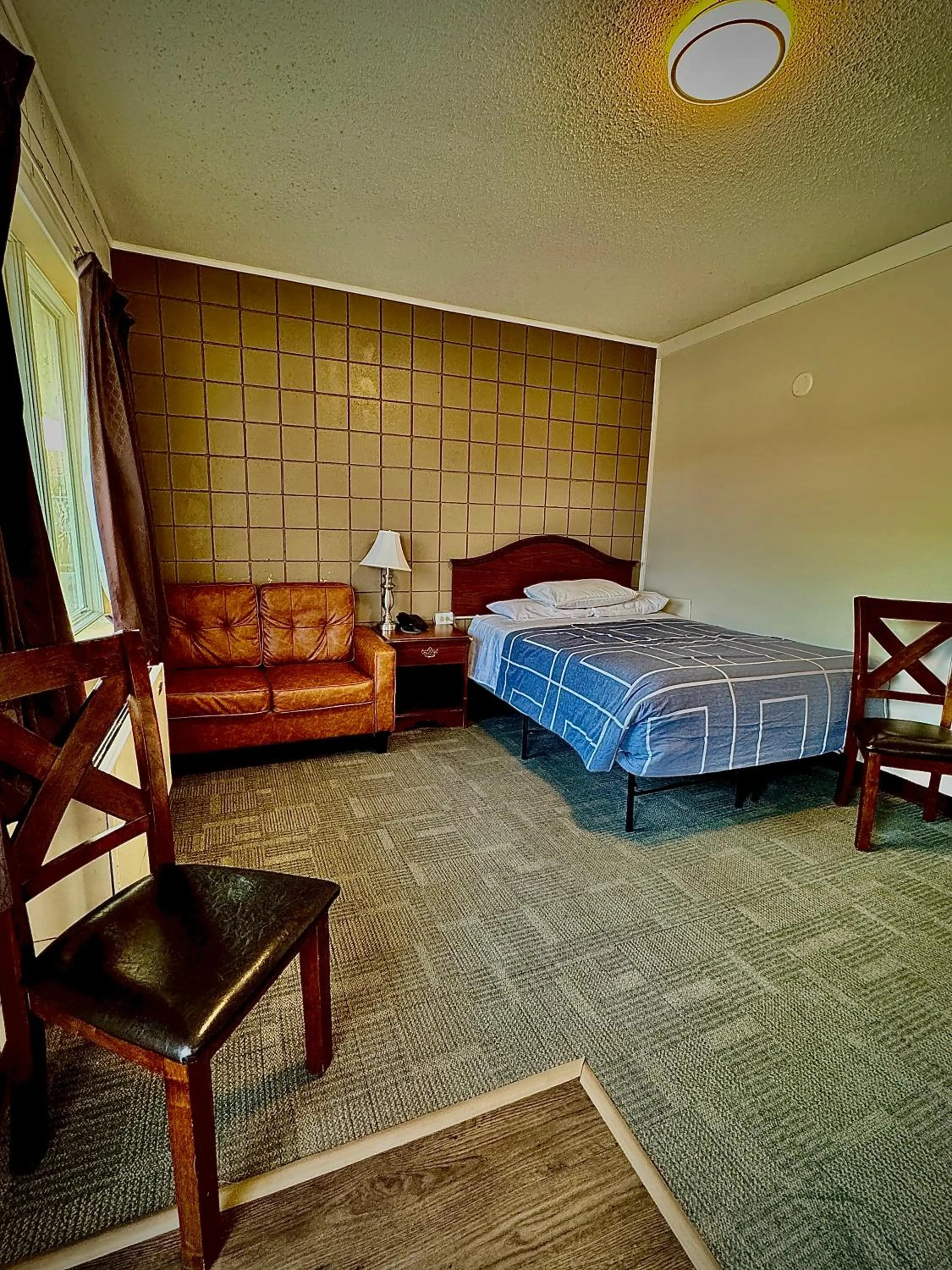 Bed in Caravel Motel