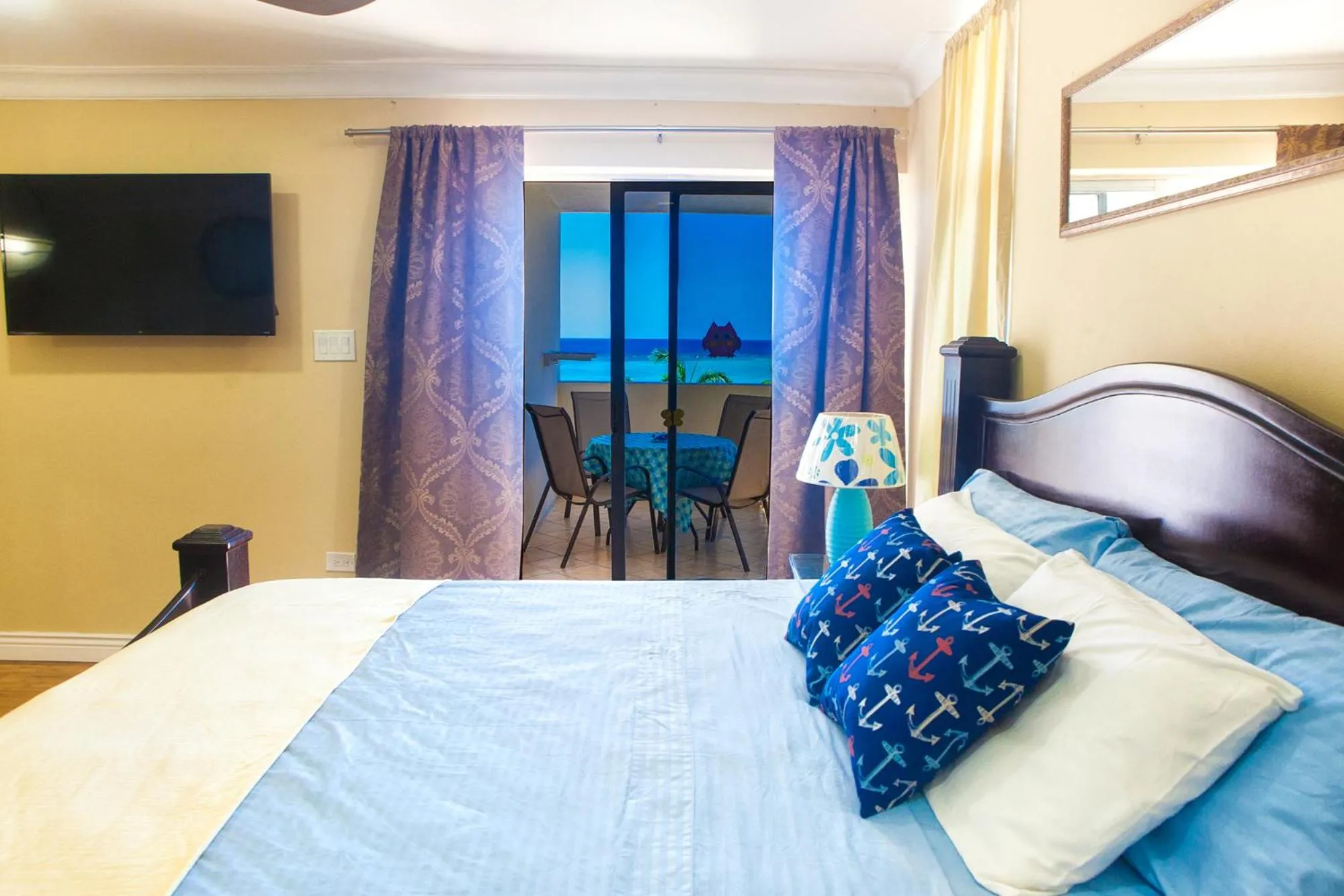 Bed in Montego Bay Club Apartments