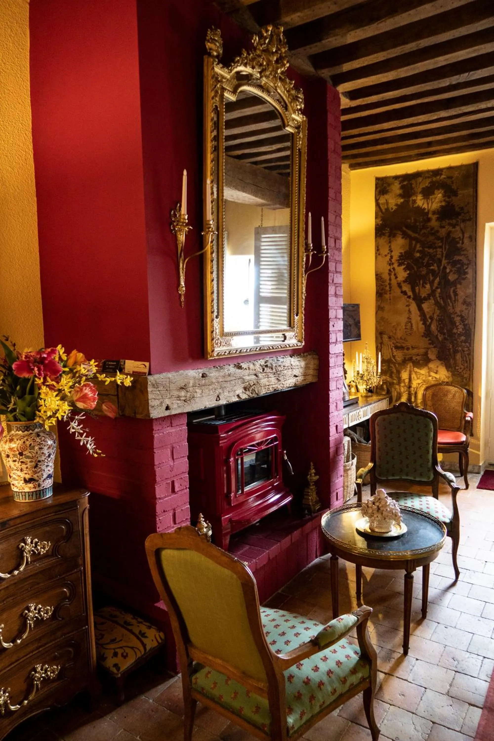 Living room in Jan's place in Burgundy