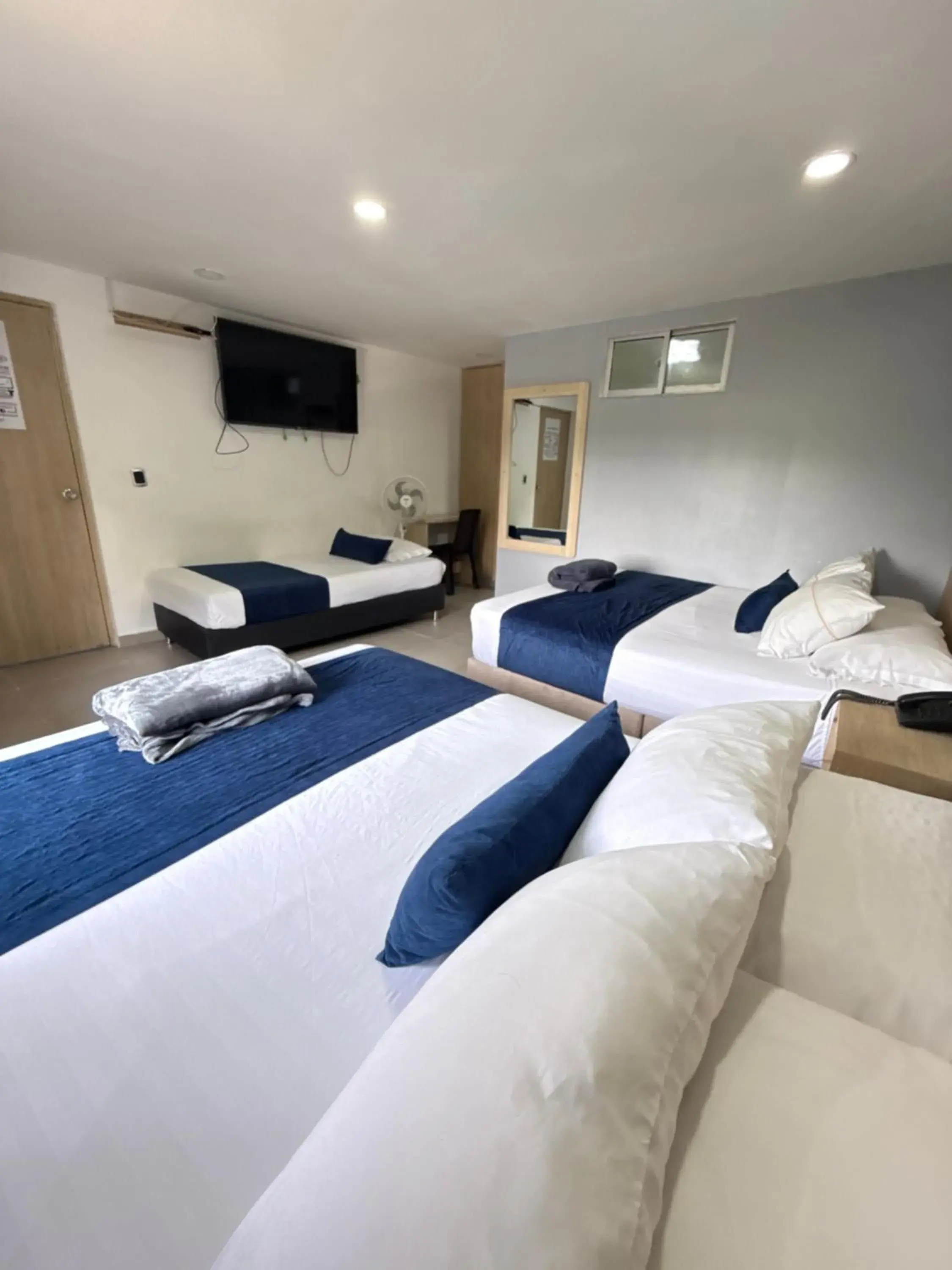 Classic Triple Room in Hotel Suramericana Classic Triple Room in Hotel Suramericana