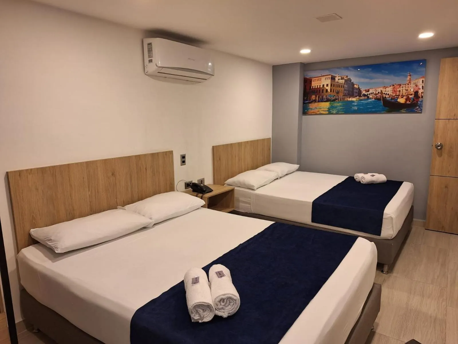 Bed in Hotel Suramericana