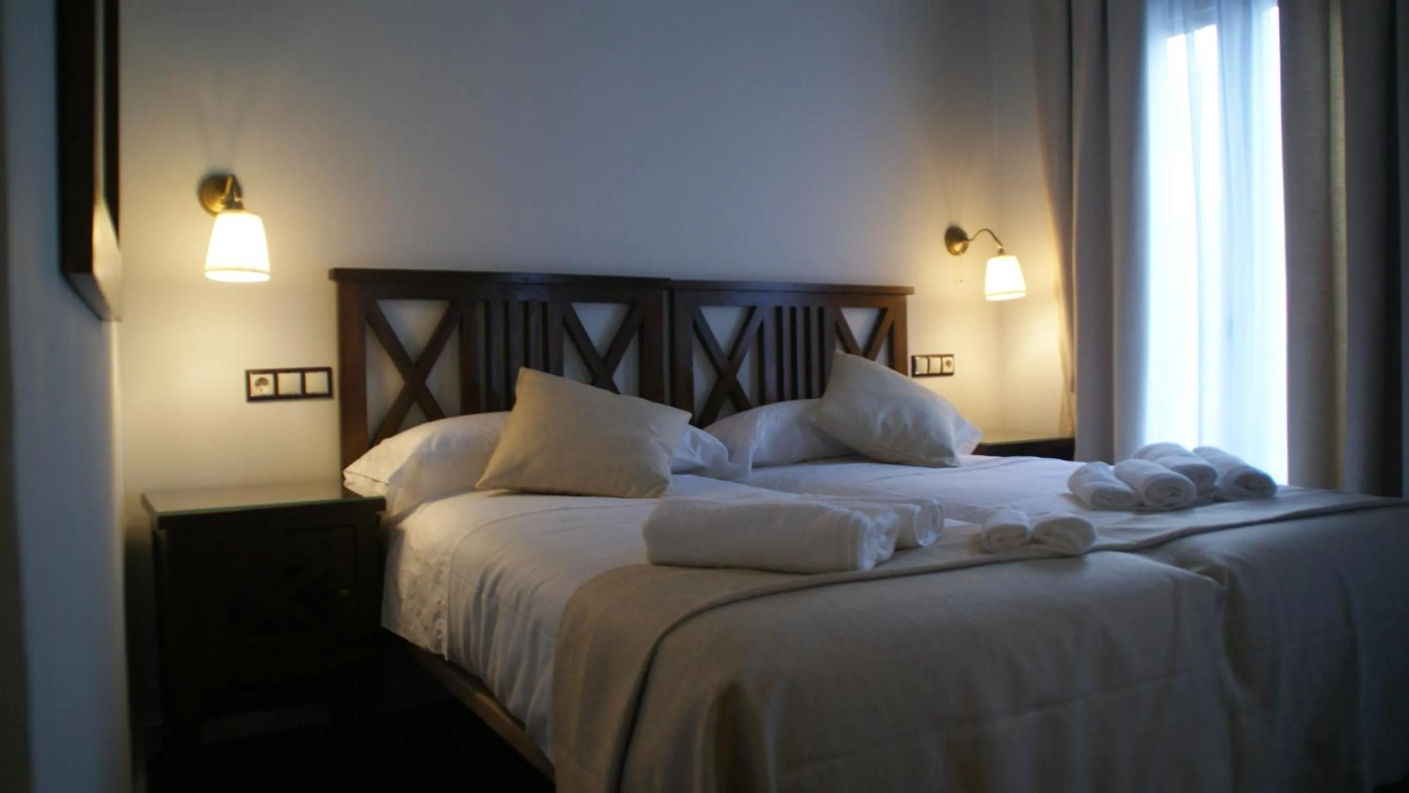 Photo of the whole room, Bed in LANTIGUA CASA RURAL