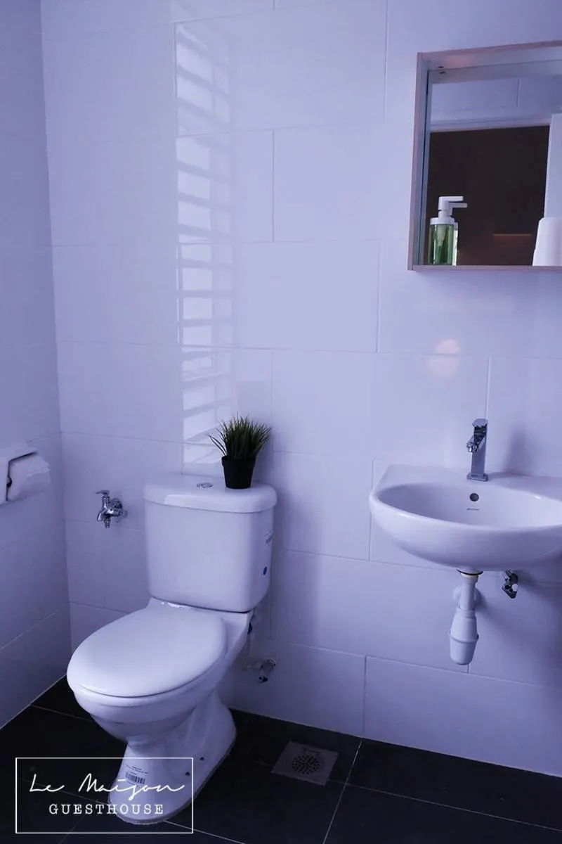 Toilet in Le Maison GuestHouse Ipoh Majestic