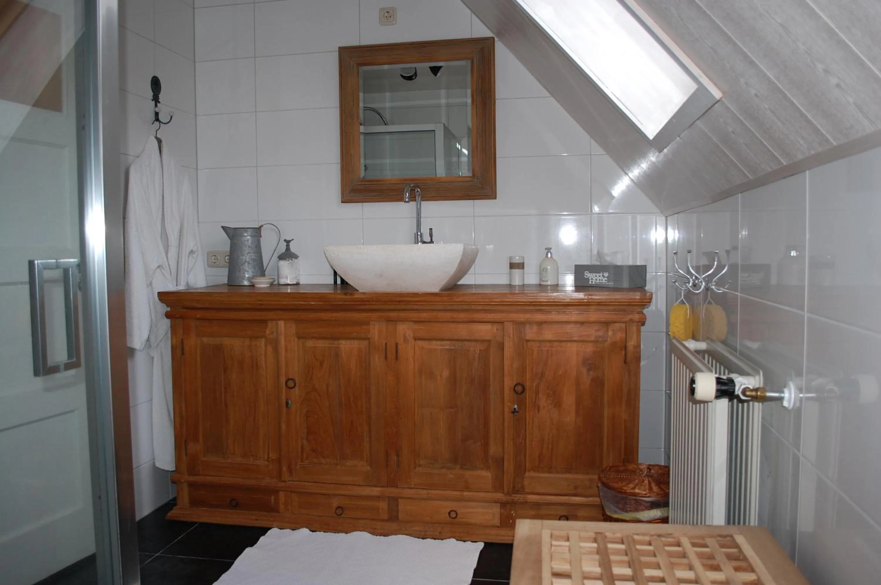 Toilet in Bed en Breakfast Gees