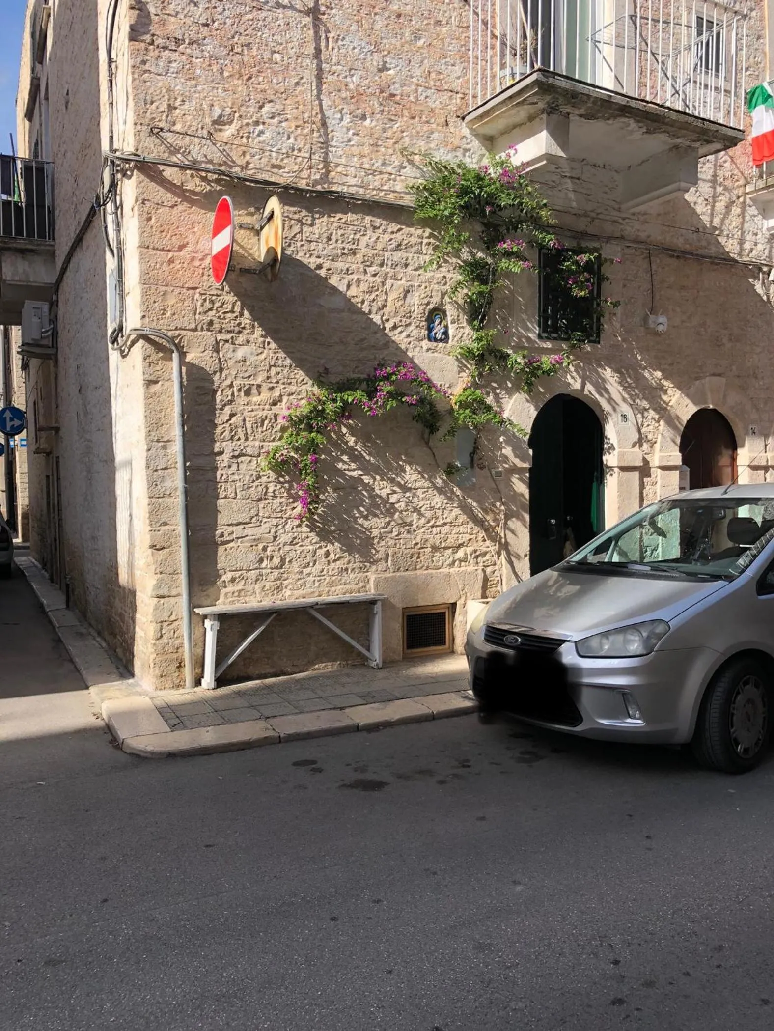 La piccola casa di Tania