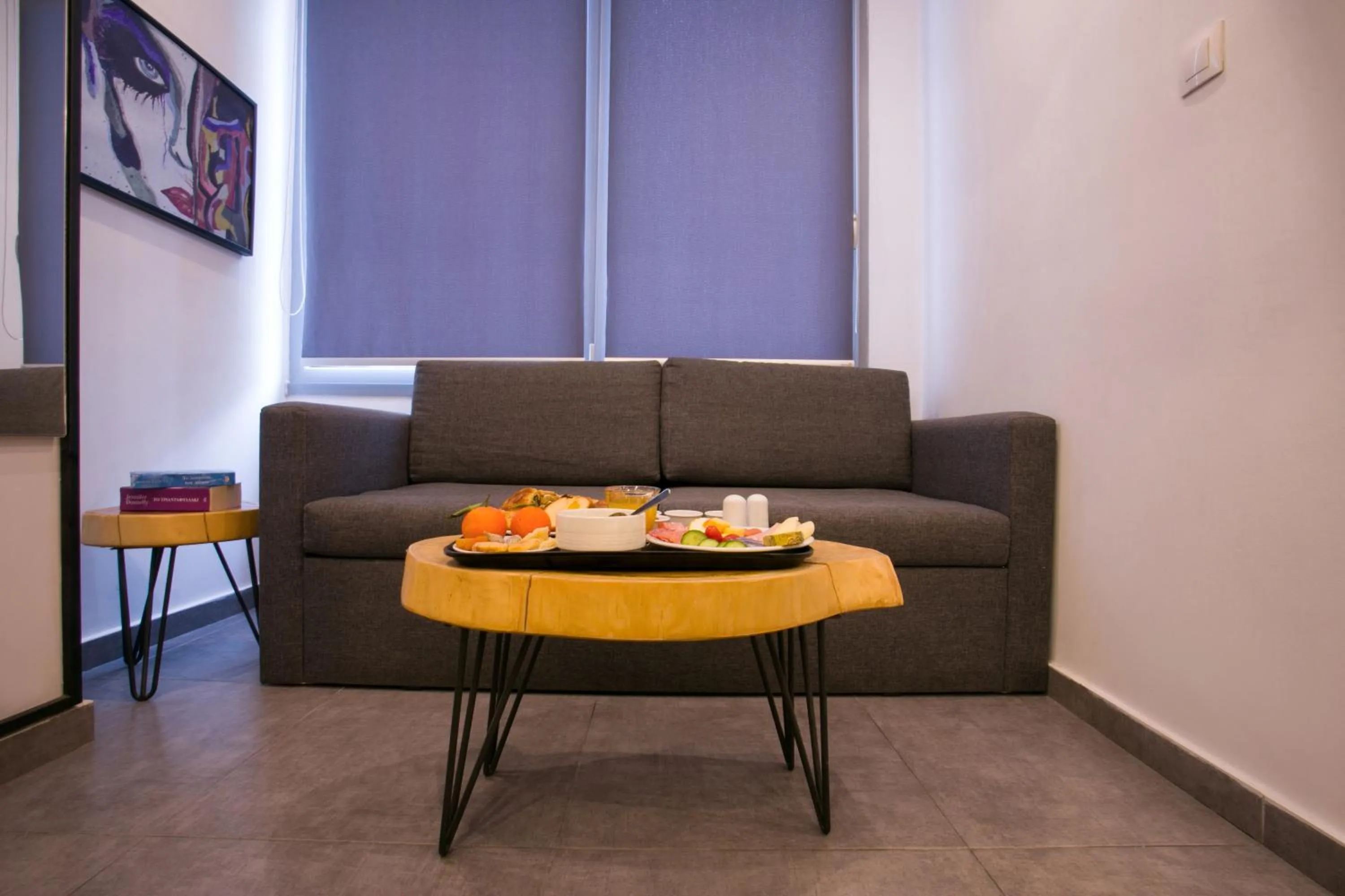 Living room in White Luxury