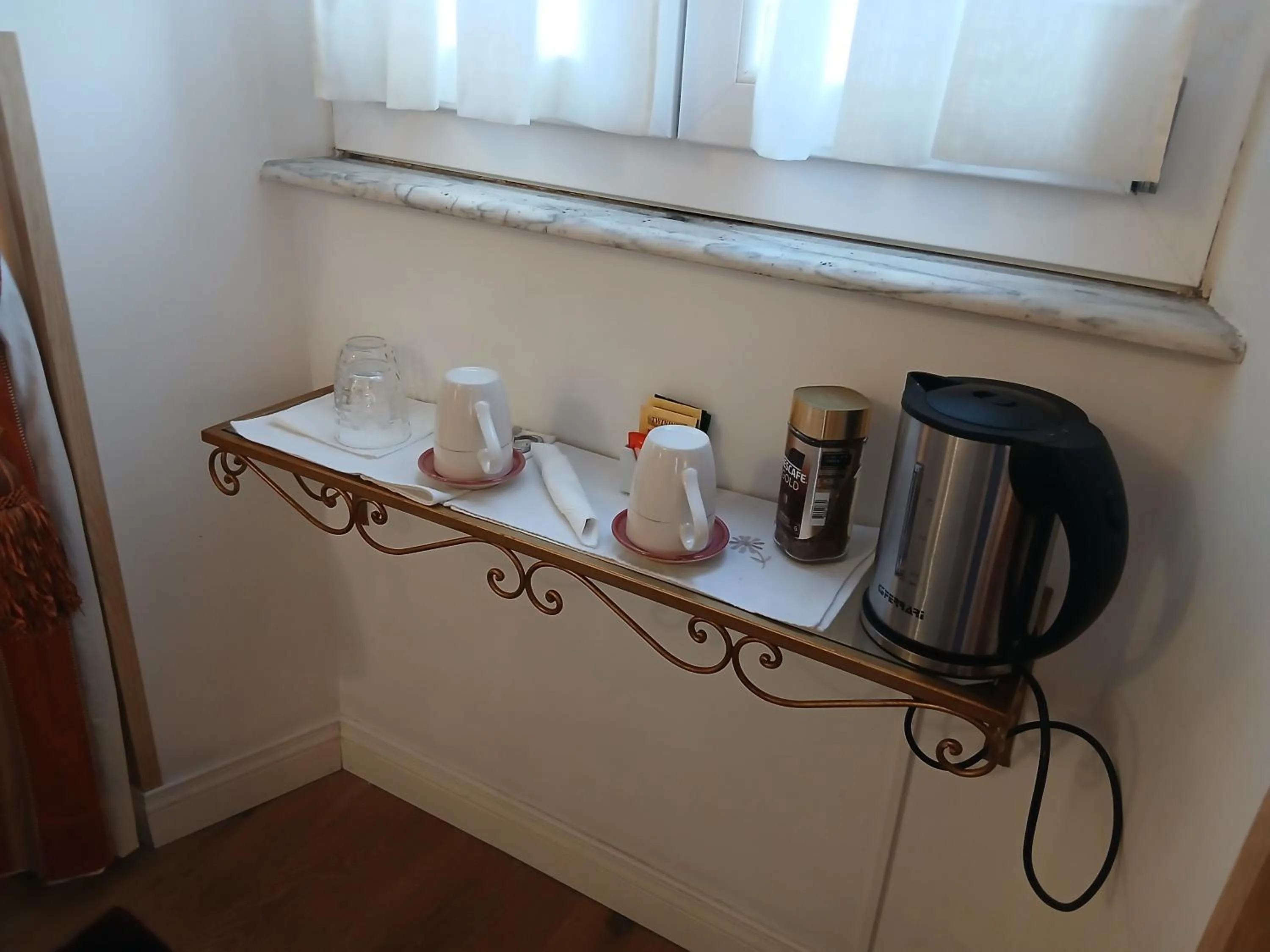 Decorative detail in Excellent Trinity Rooms