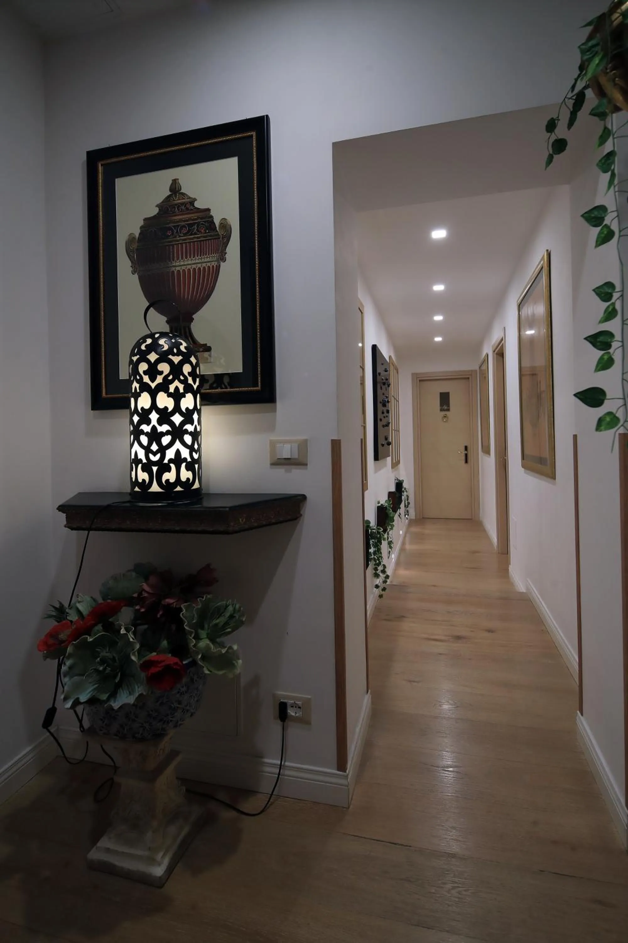 Restaurant/places to eat in Excellent Trinity Rooms