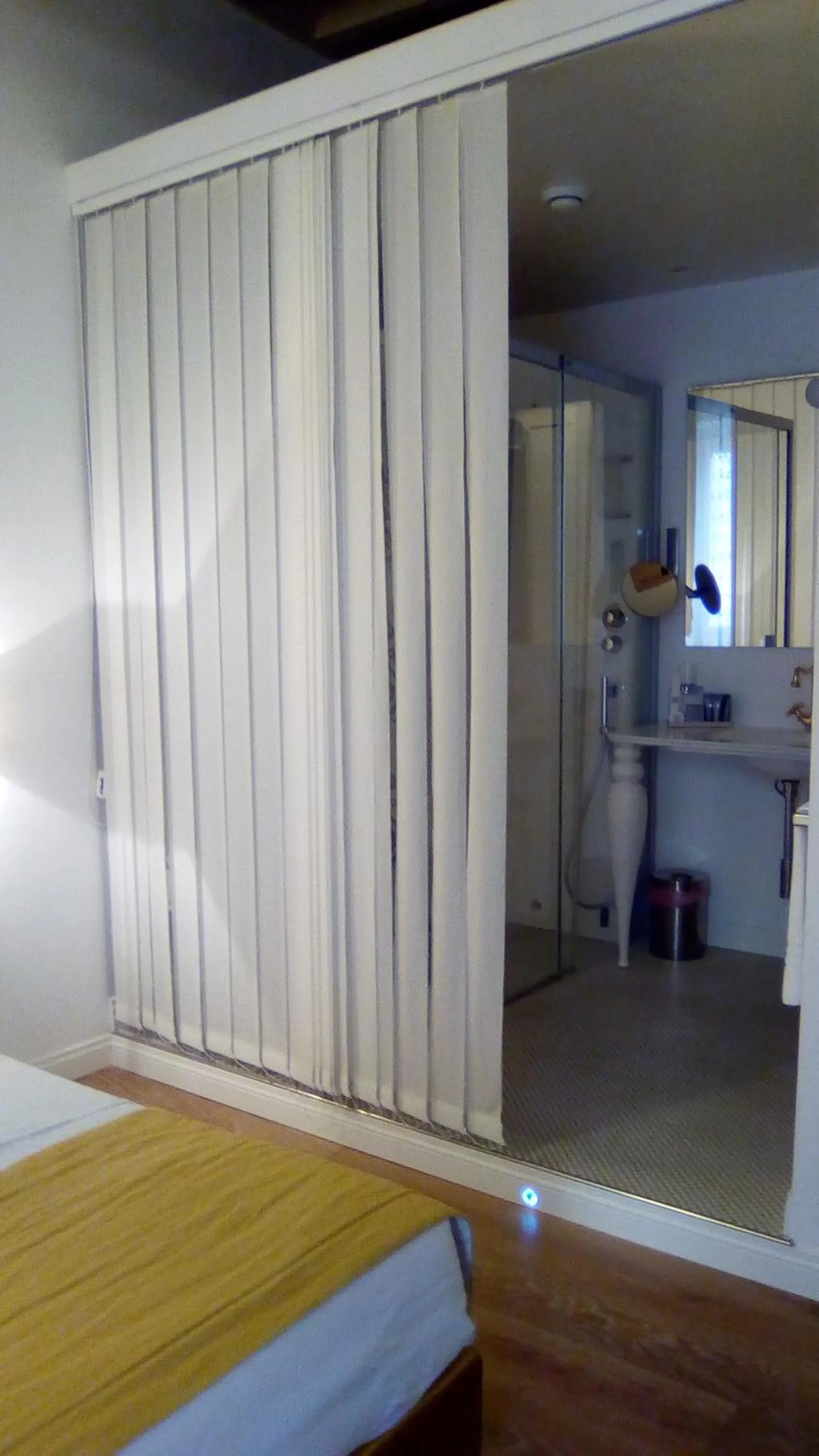 Bathroom in Excellent Trinity Rooms