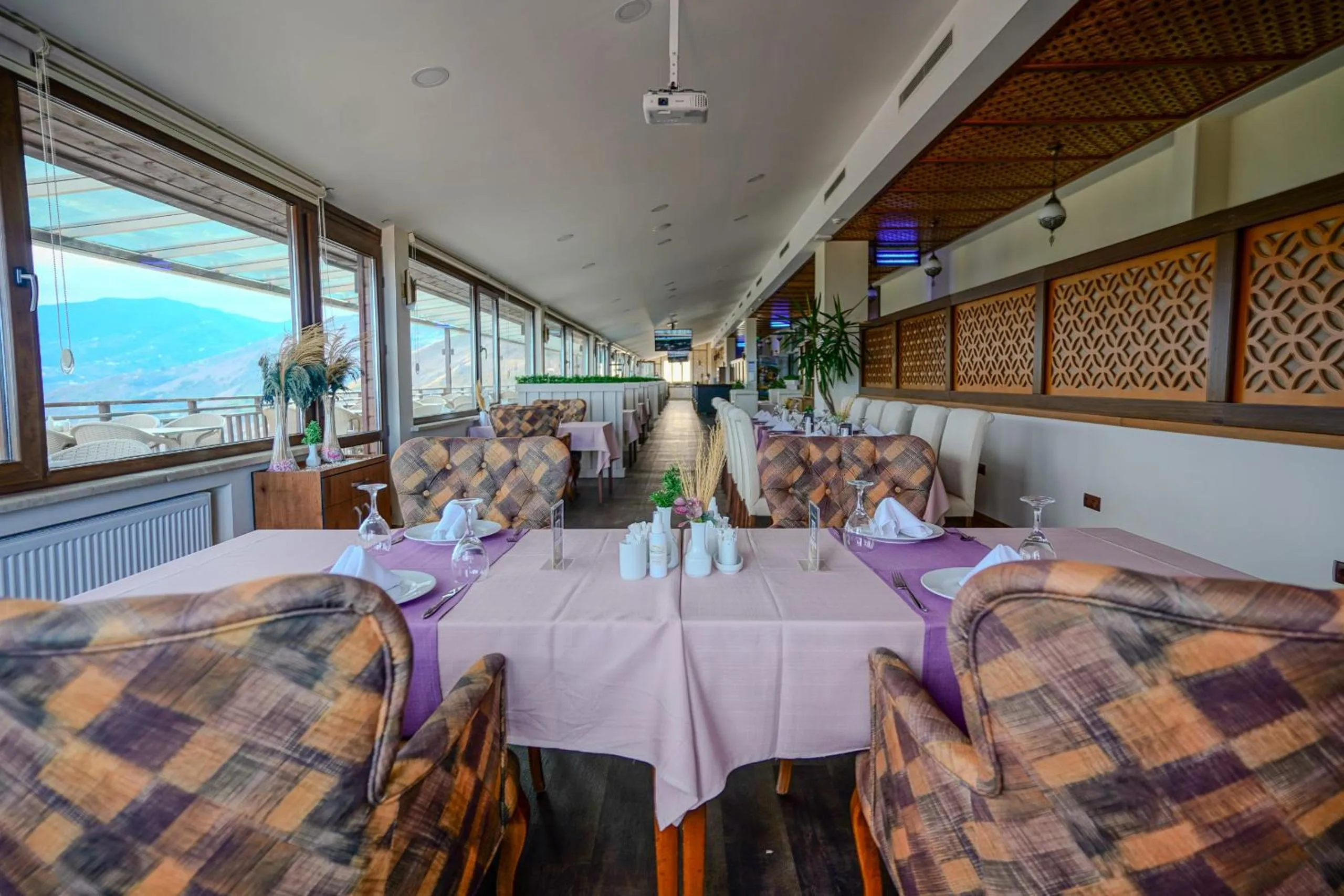 Restaurant/places to eat in Sera Lake Resort Hotel Spa & Aparts