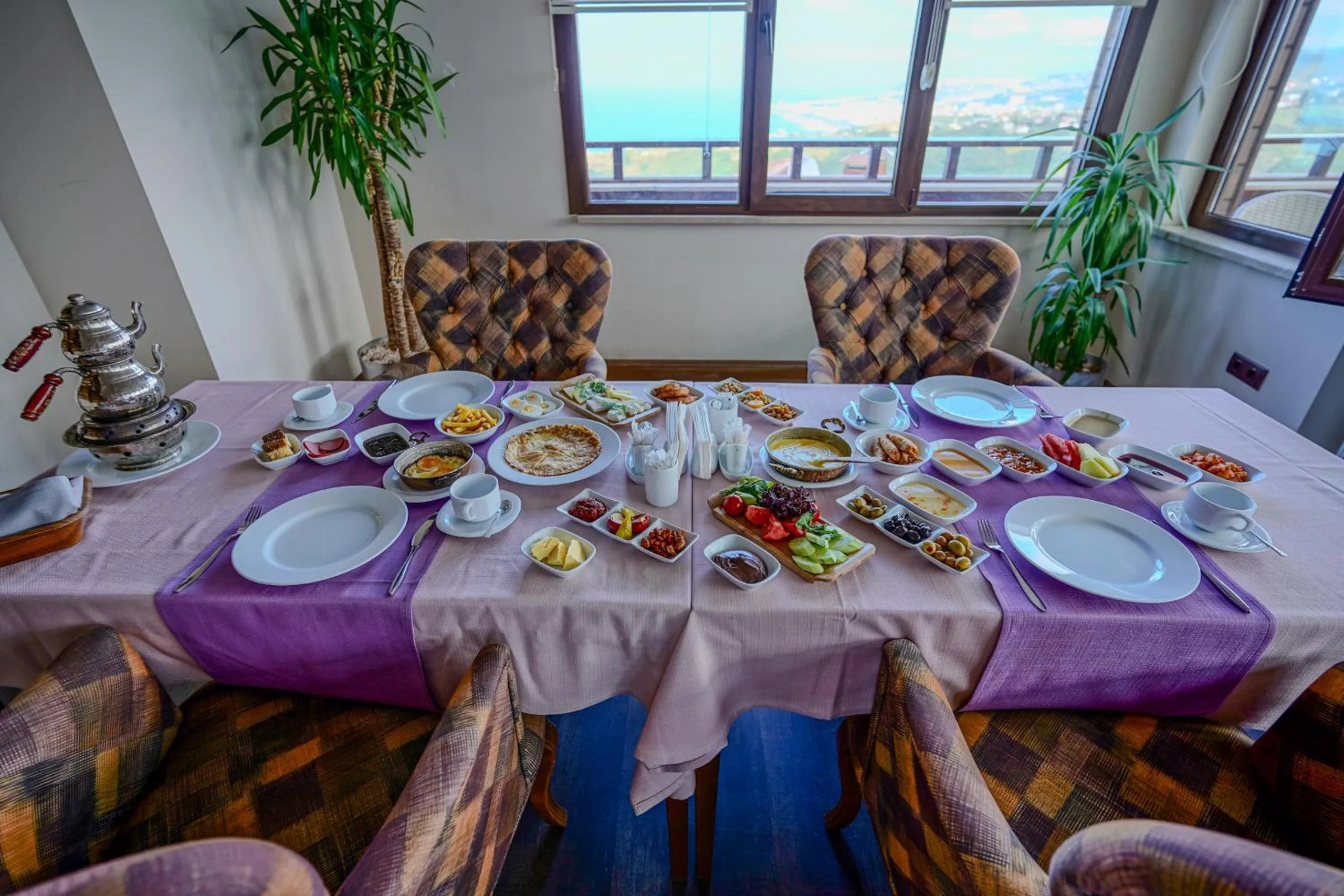 Restaurant/places to eat in Sera Lake Resort Hotel Spa & Aparts