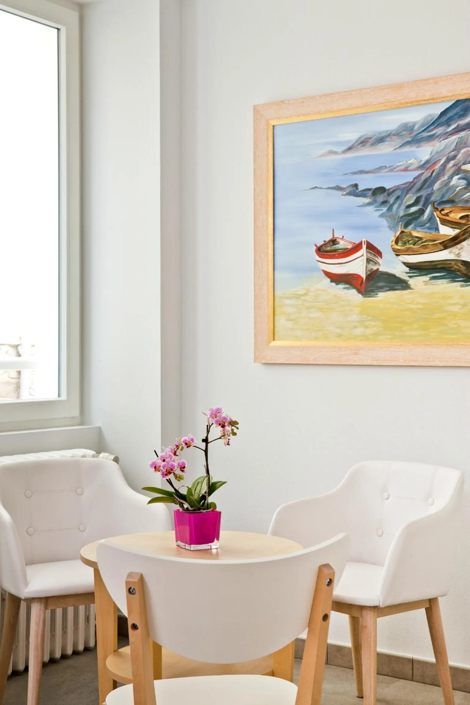 Lounge or bar in Hôtel Le Saphir