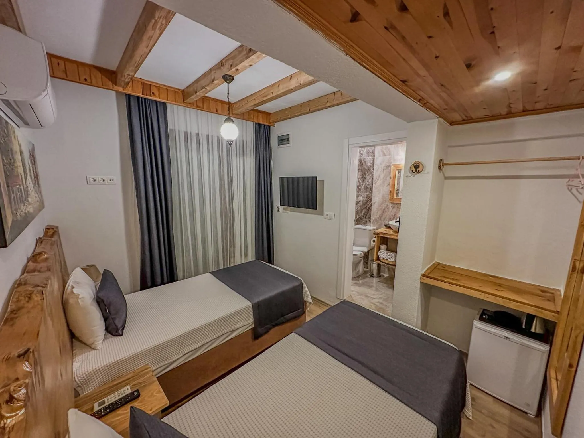 Photo of the whole room, Bed in Faralya Misafir Evi