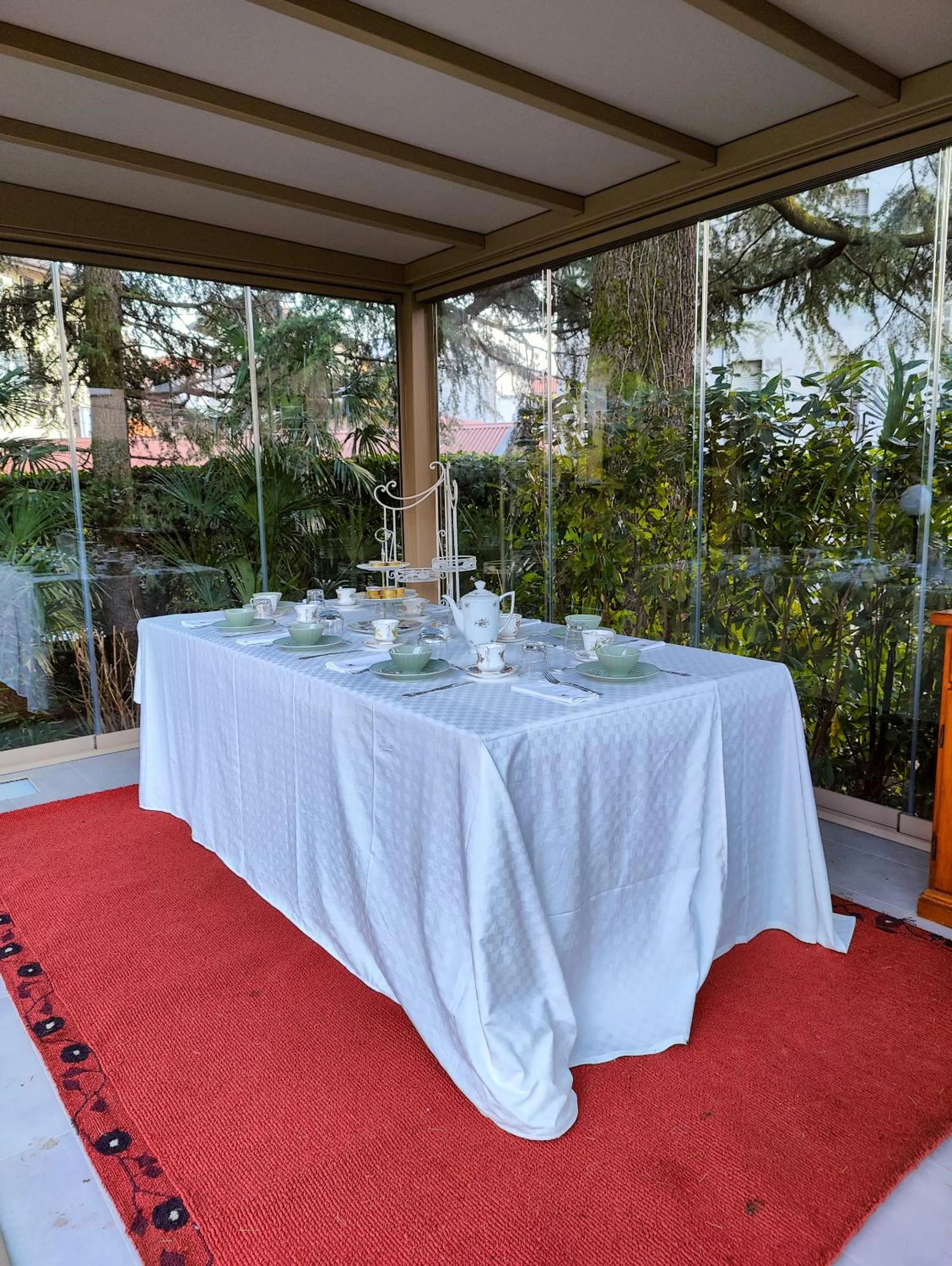 Breakfast in Villa Laura