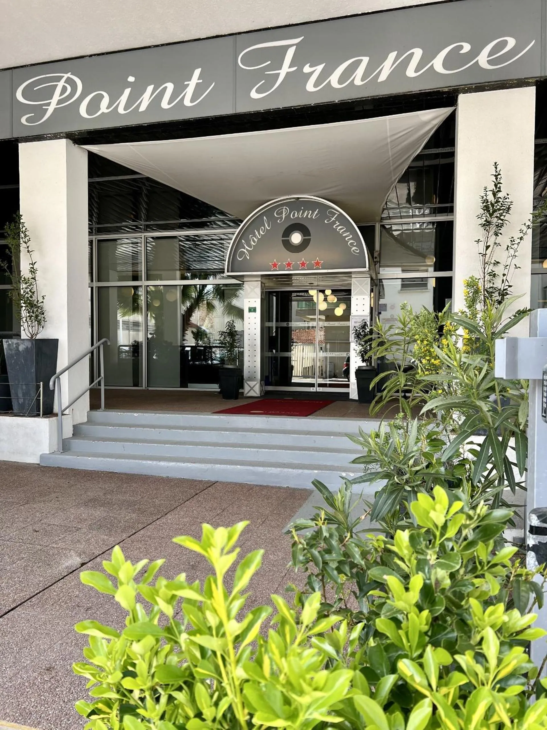 Property building in Hôtel Point France