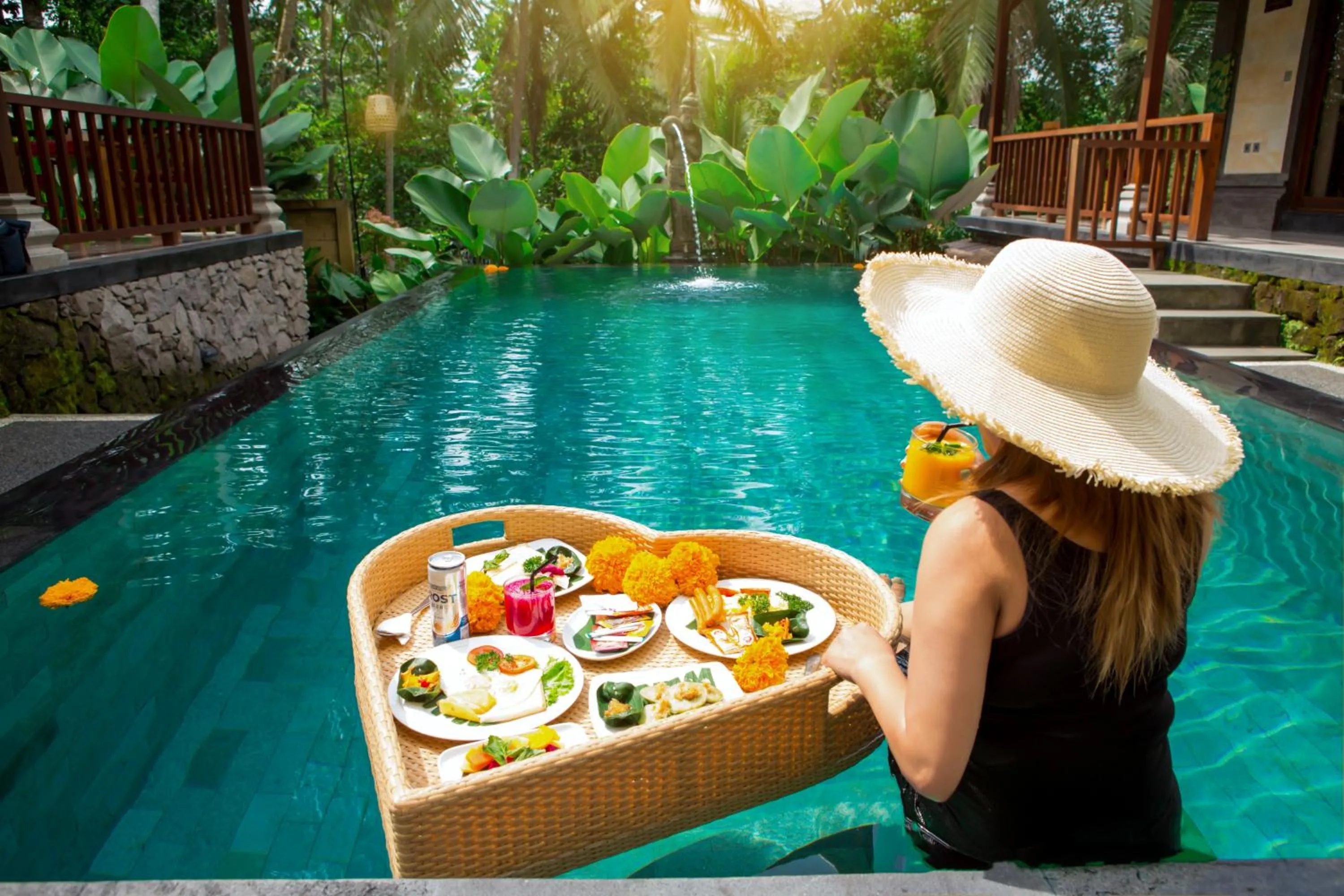 Swimming pool in Ayu Duwur Beji