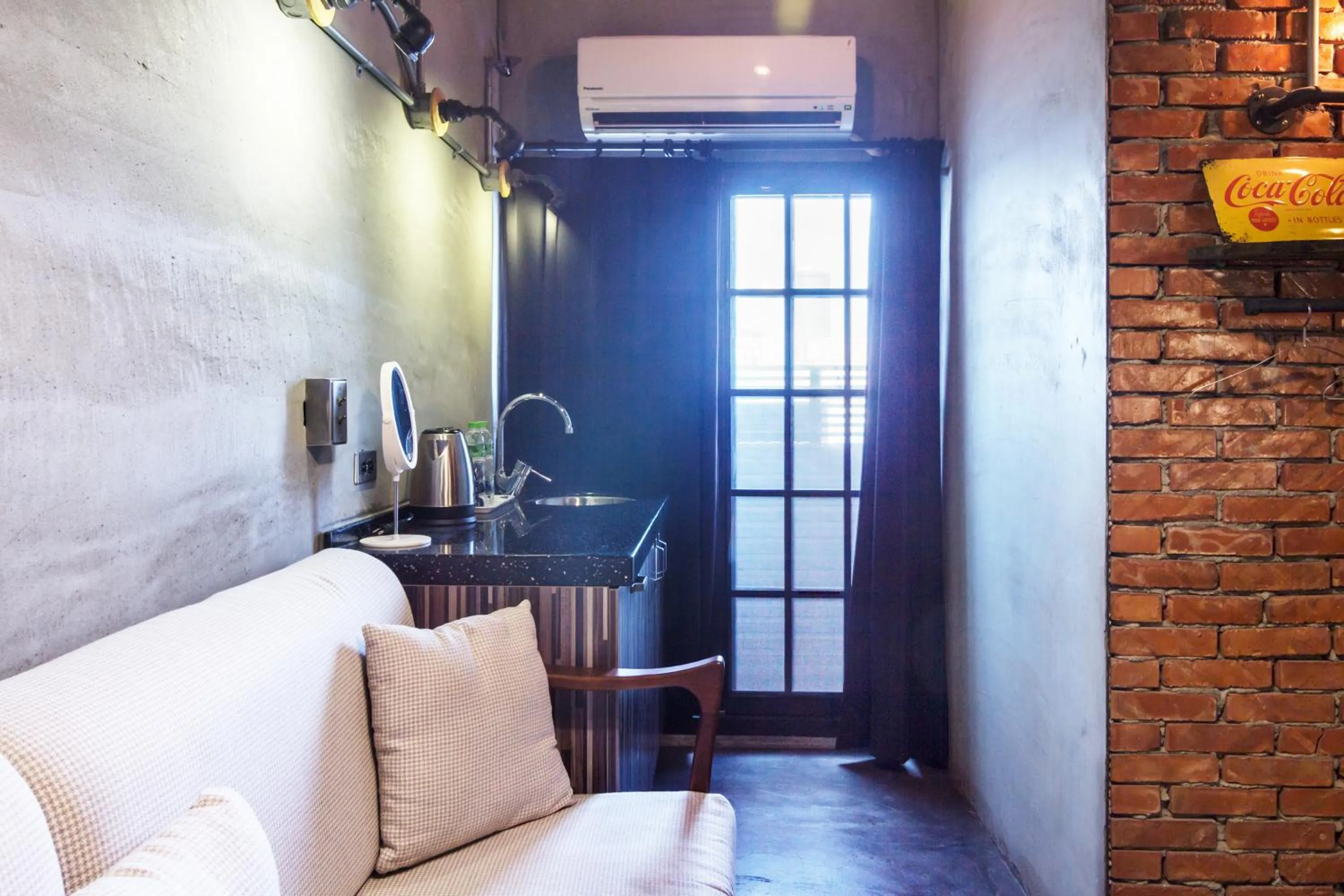 Bedroom in 4 Design Inn