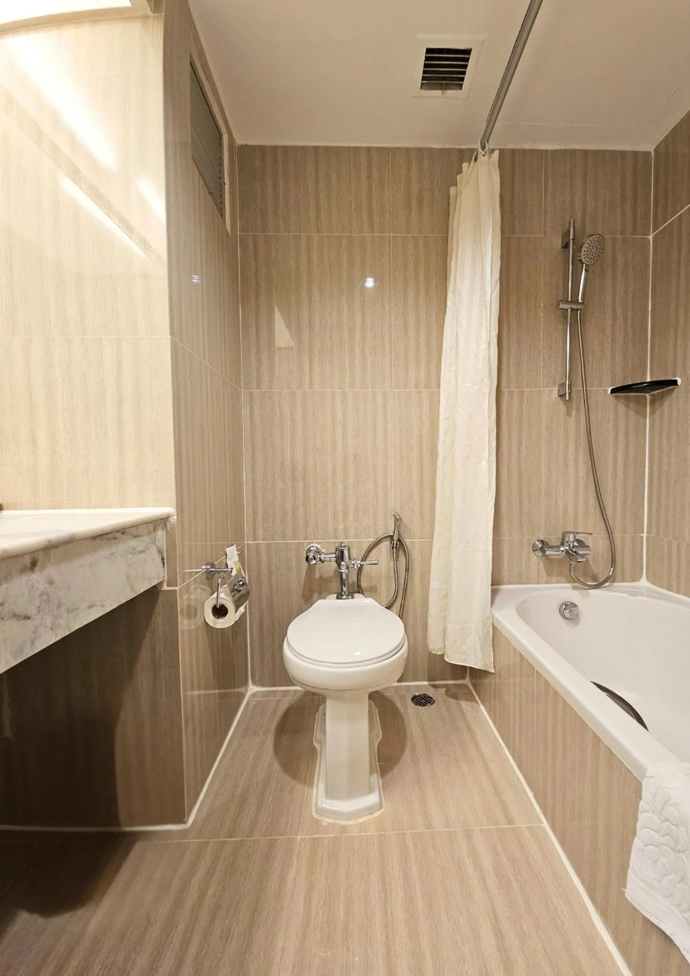 Bathroom in Cosy Beach Hotel - SHA Extra Plus