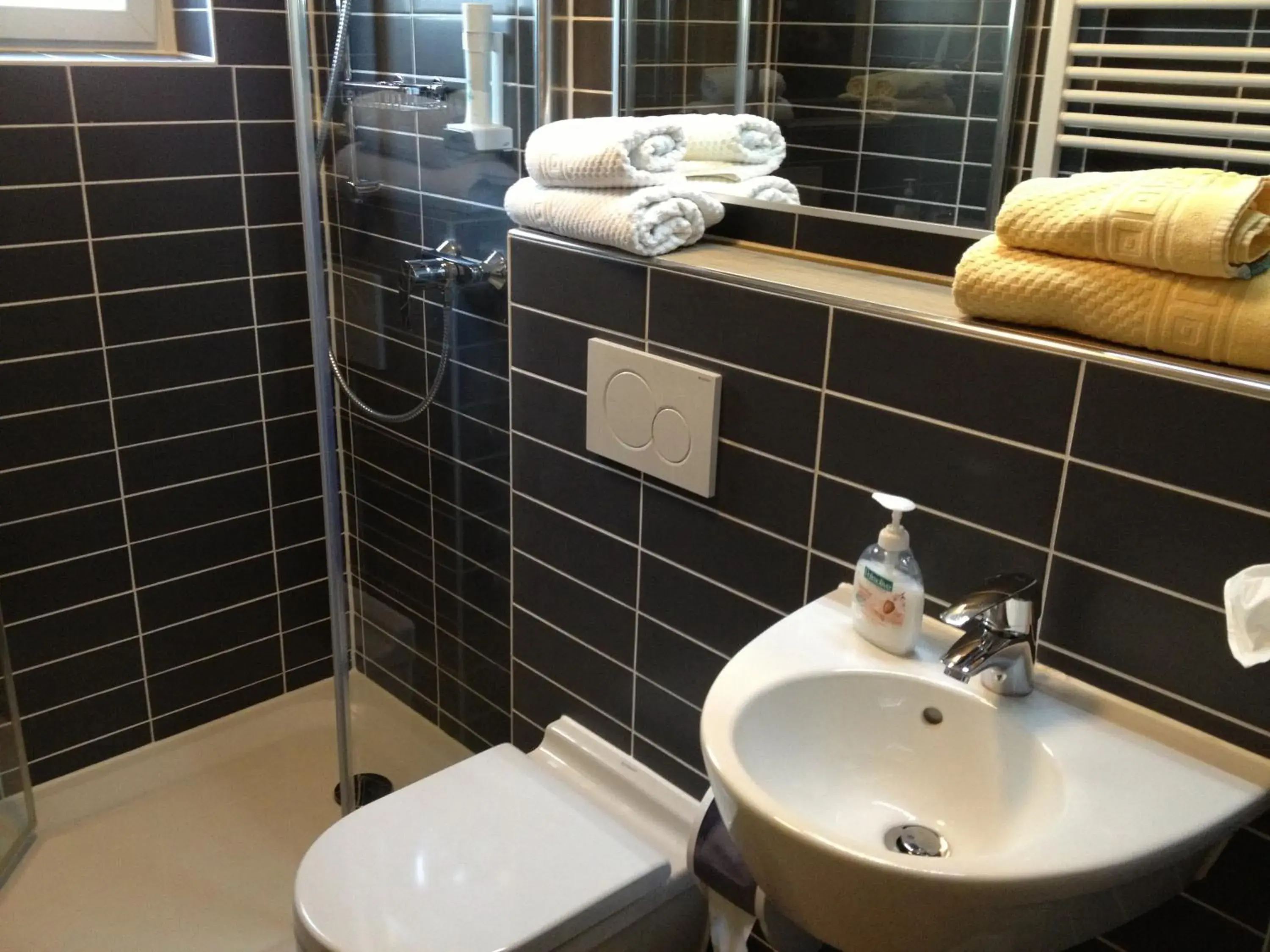 Comfort Double Room in Hotel Zum Ritter Comfort Double Room in Hotel Zum Ritter