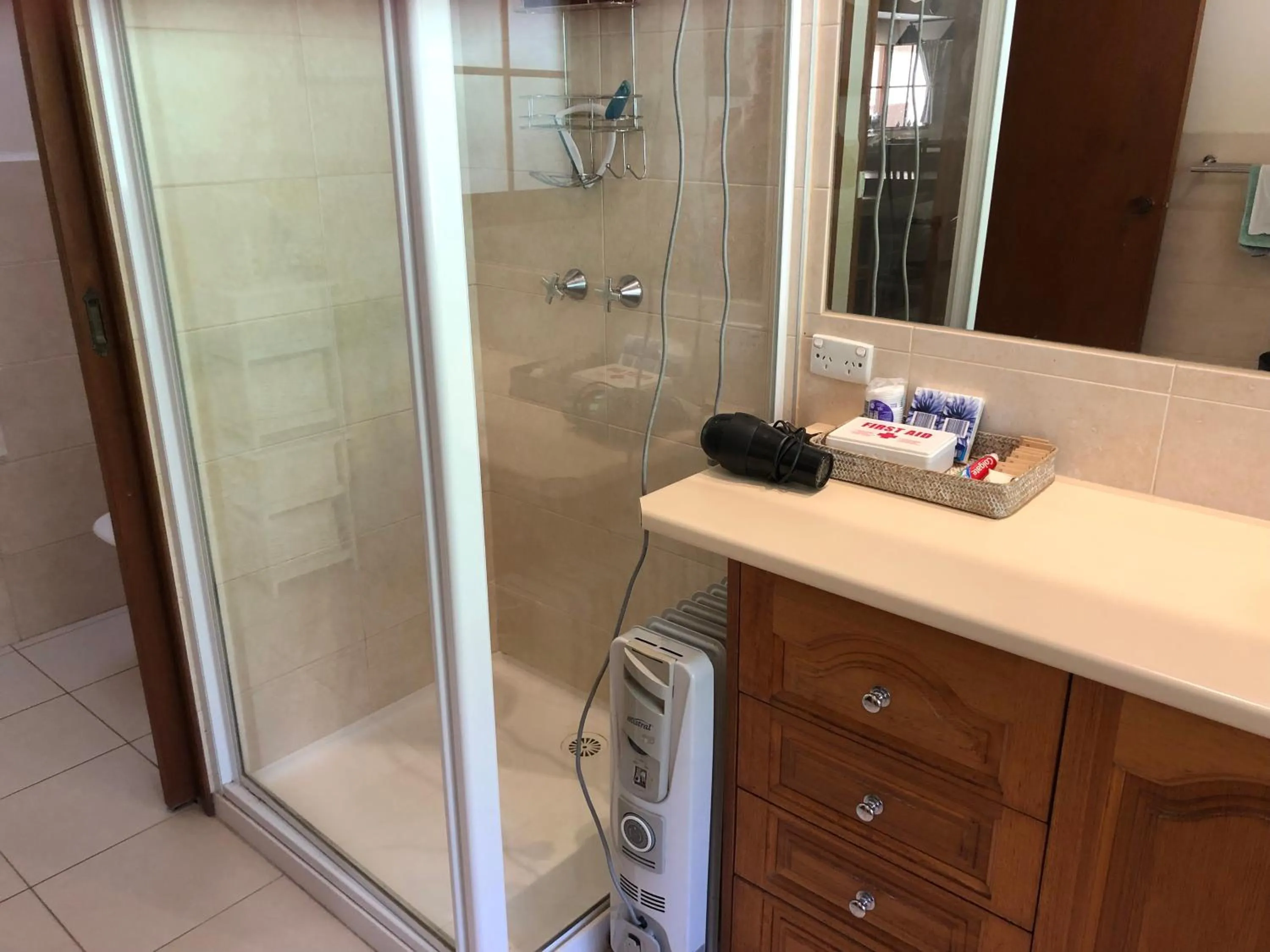 Shower in Sherwood Park bed and breakfast