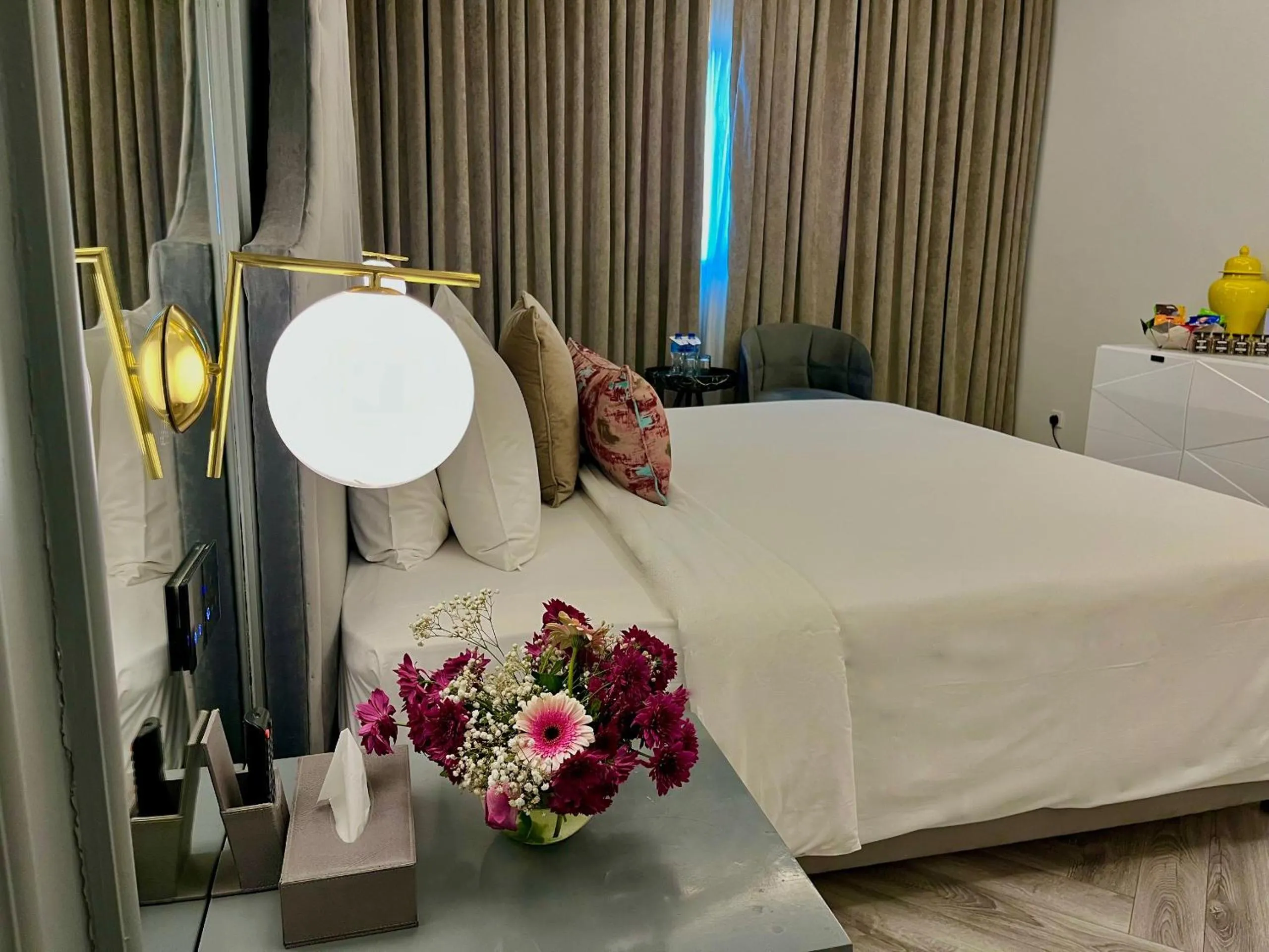 Bedroom, Bed in The Nishat Hotel Johar Town