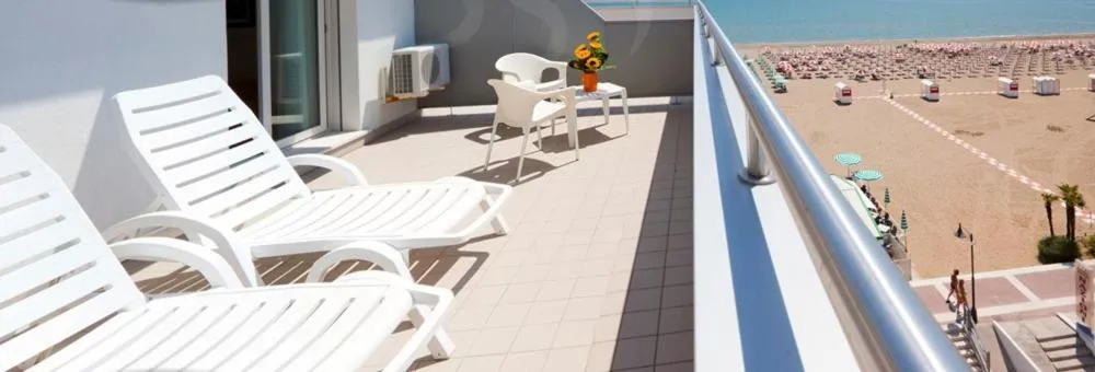 Balcony/Terrace in Hotel Parigi