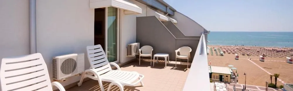 Sea view in Hotel Parigi