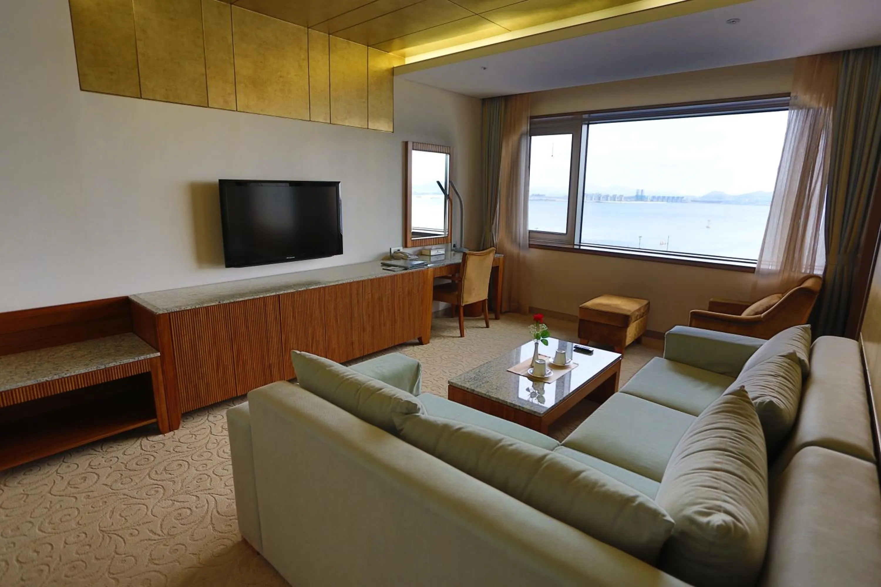 Shangria Beach Tourist Hotel